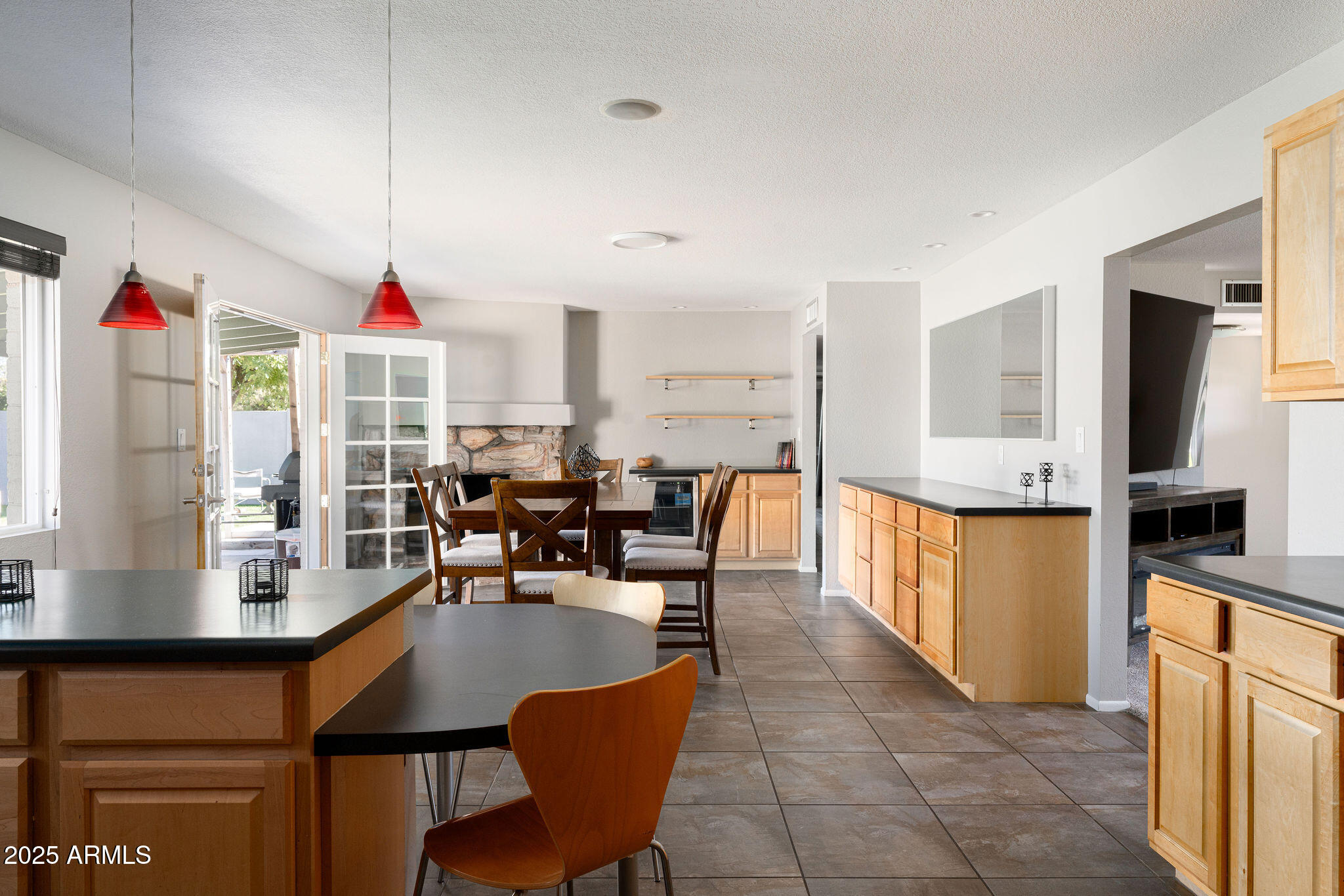 332 E Geneva Drive