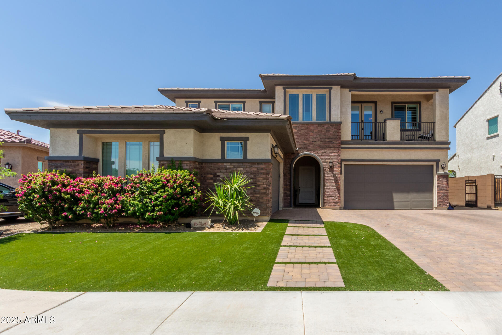 3408 E DALEY Lane