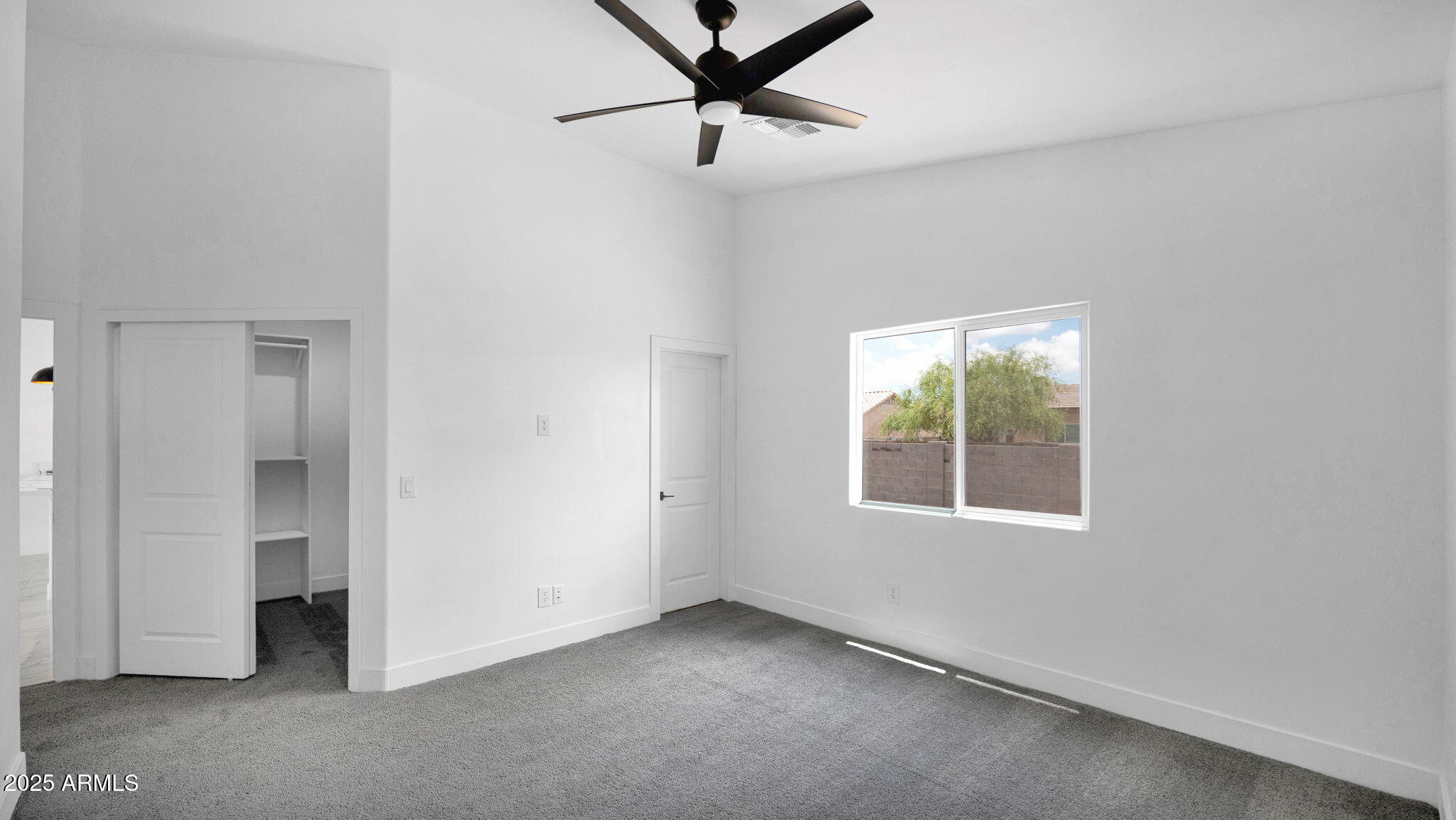 12503 W DELWOOD Drive
