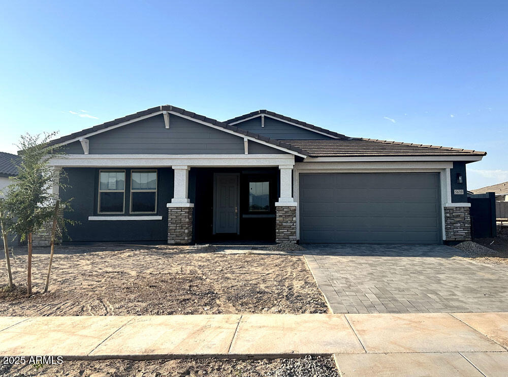 5610 W HOPI Trail
