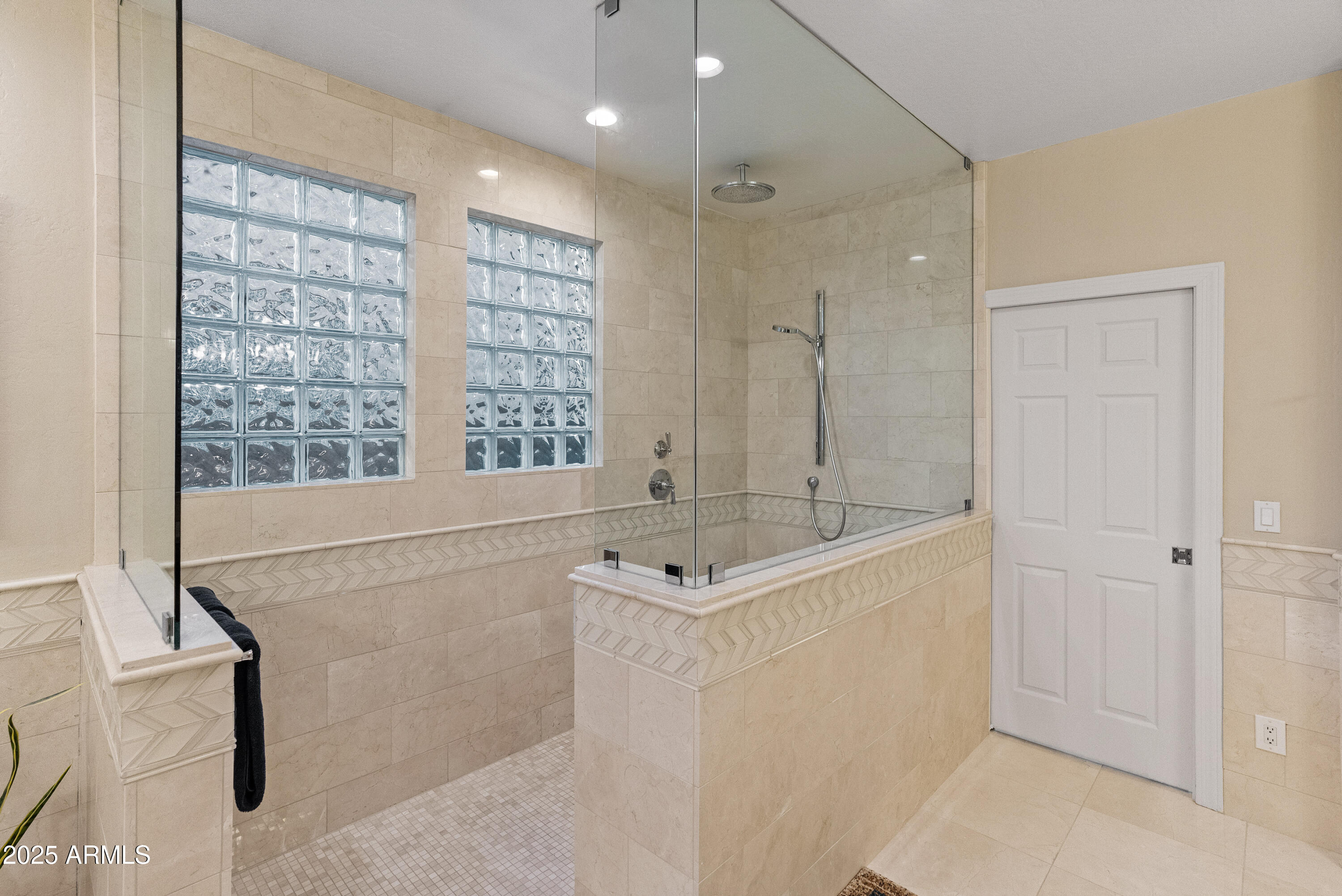 17728 N 92ND Place
