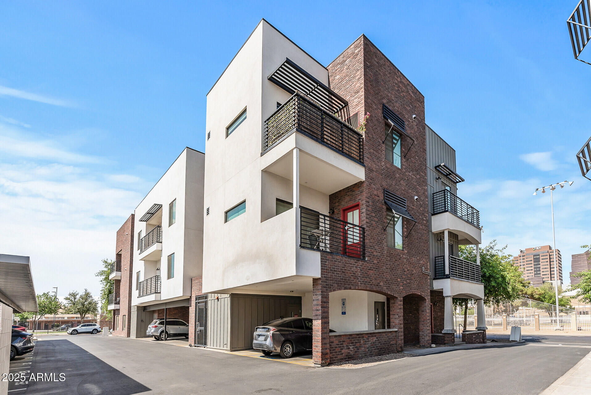 475 N 9TH Street 206