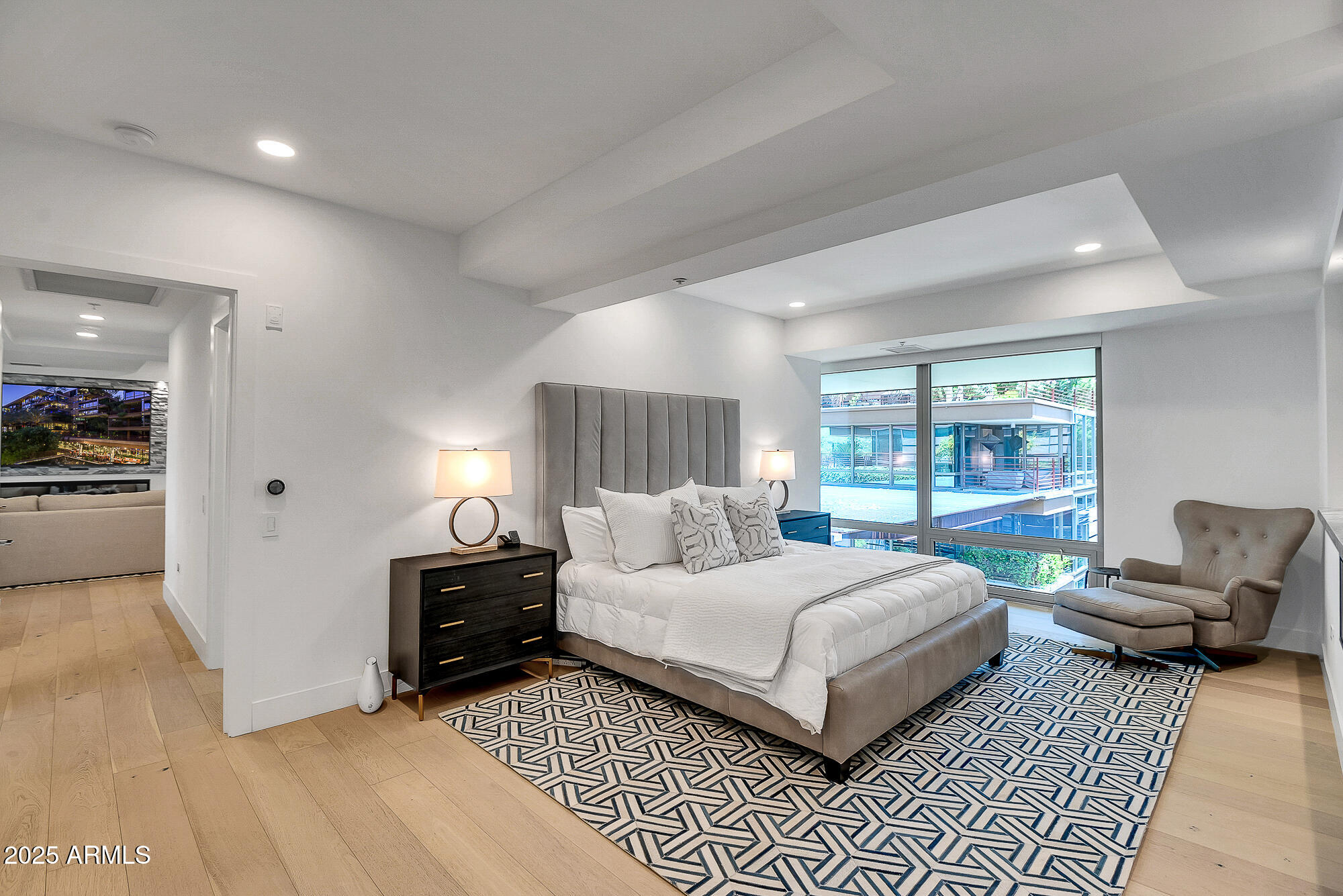 7117 E RANCHO VISTA Drive 6007