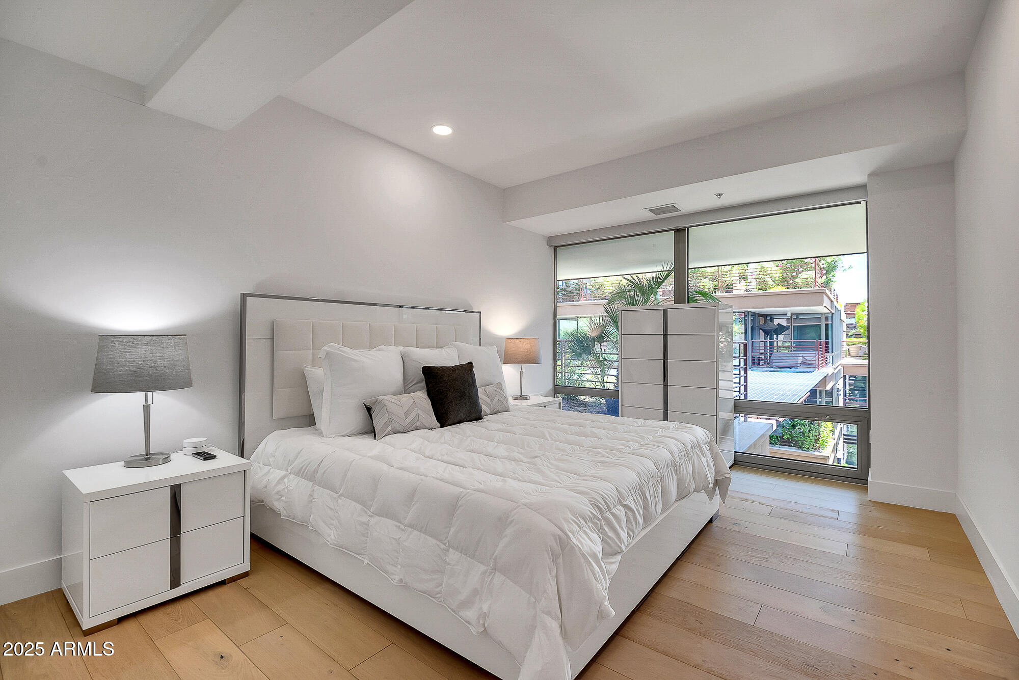 7117 E RANCHO VISTA Drive 6007