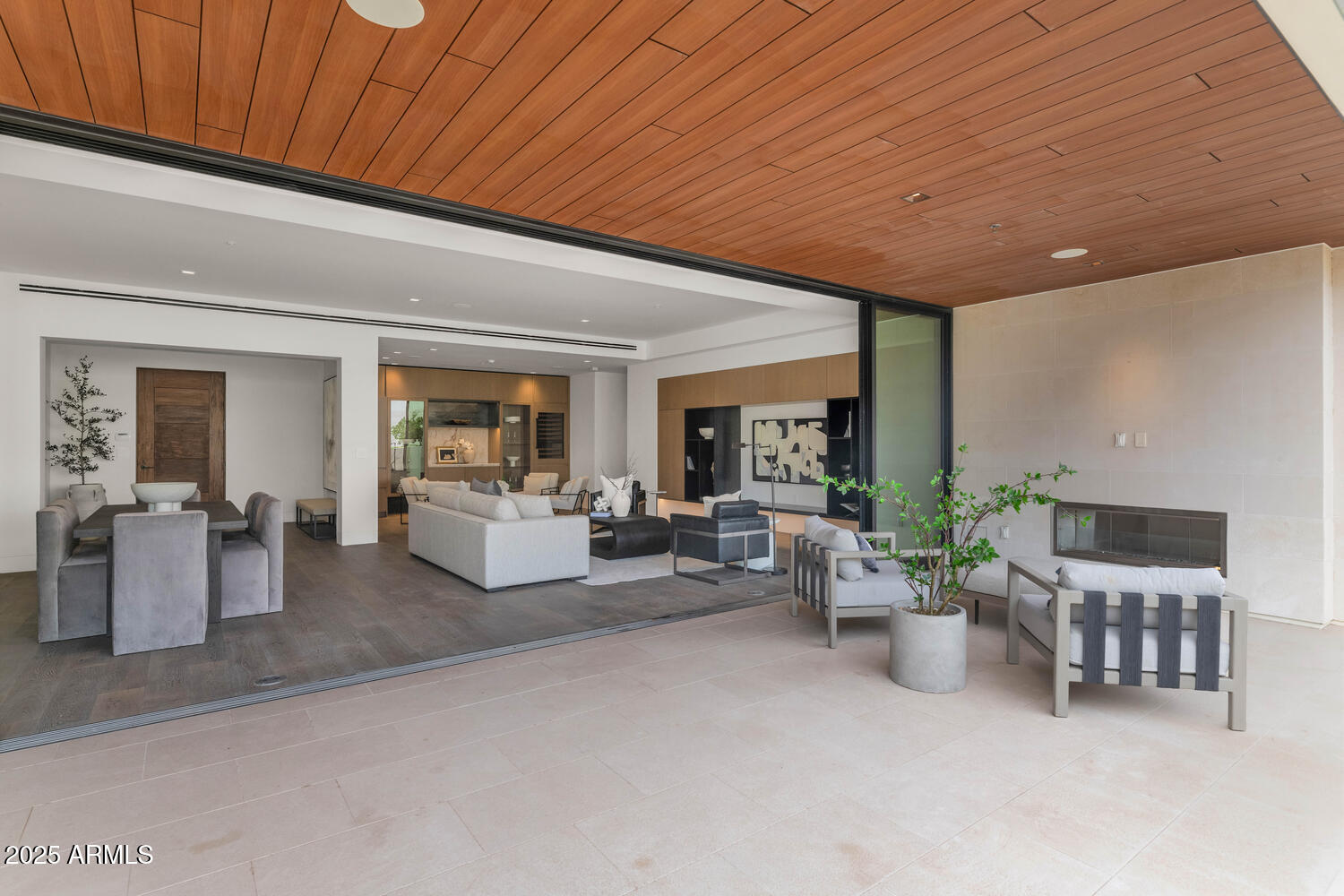 6587 N PALMERAIE Boulevard 1051