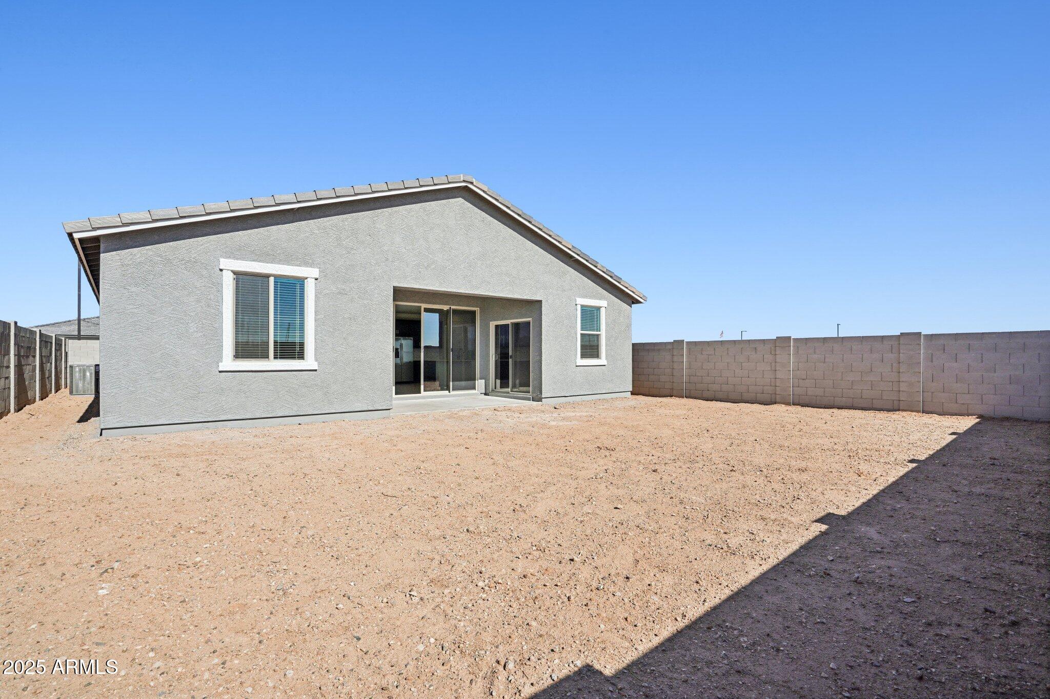 18253 W CAMINO DE ORO