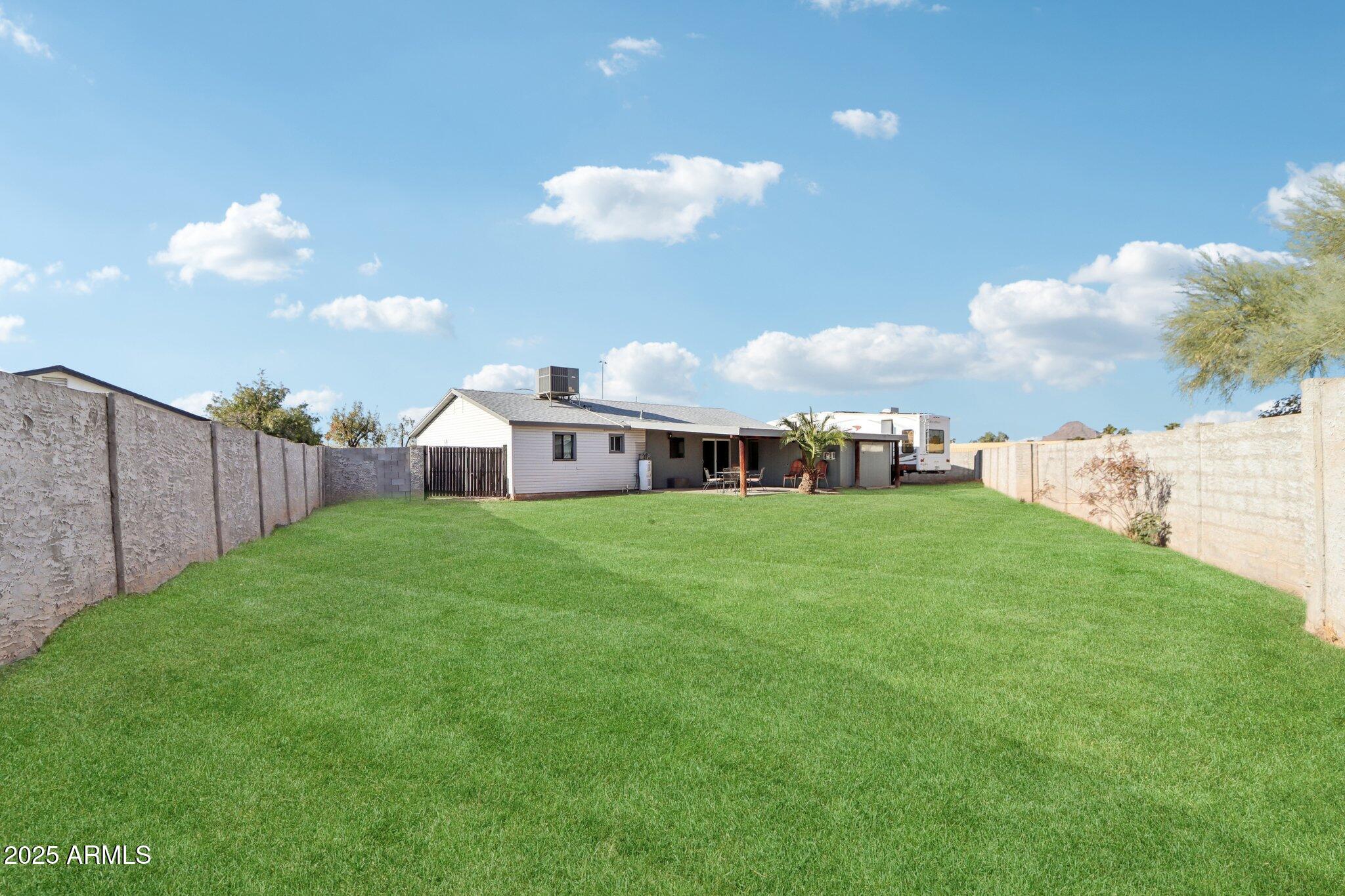 3410 E EVERETT Drive