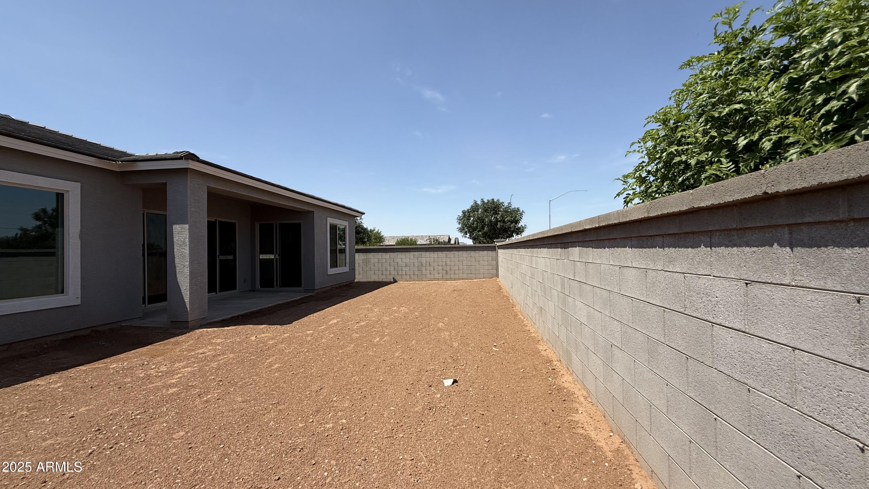 11410 E UTAH Avenue