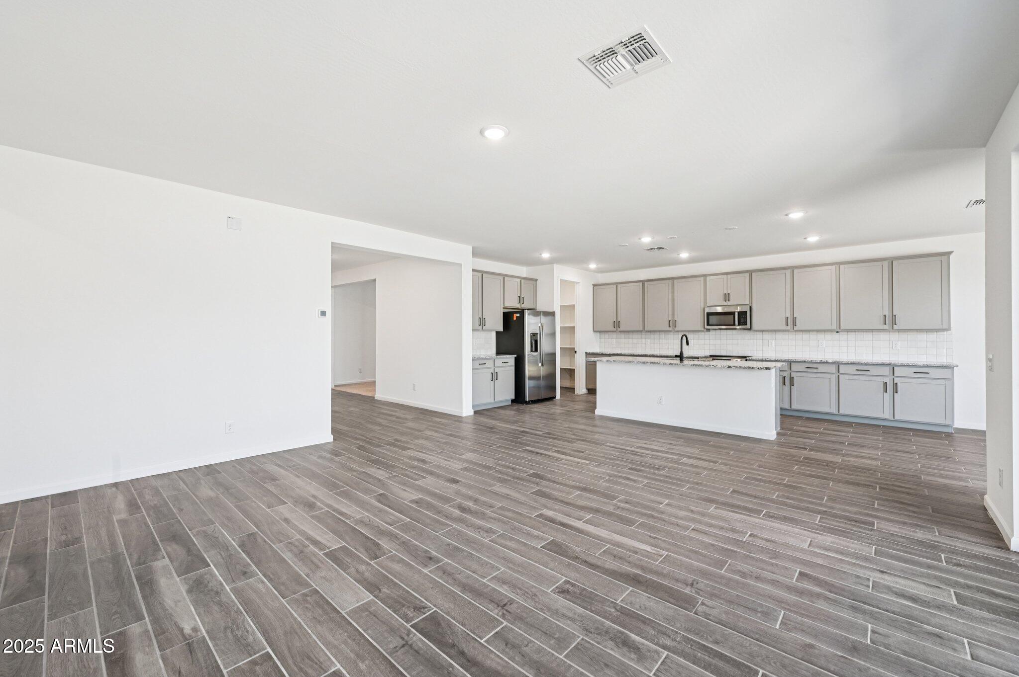 15794 W CHERYL Drive