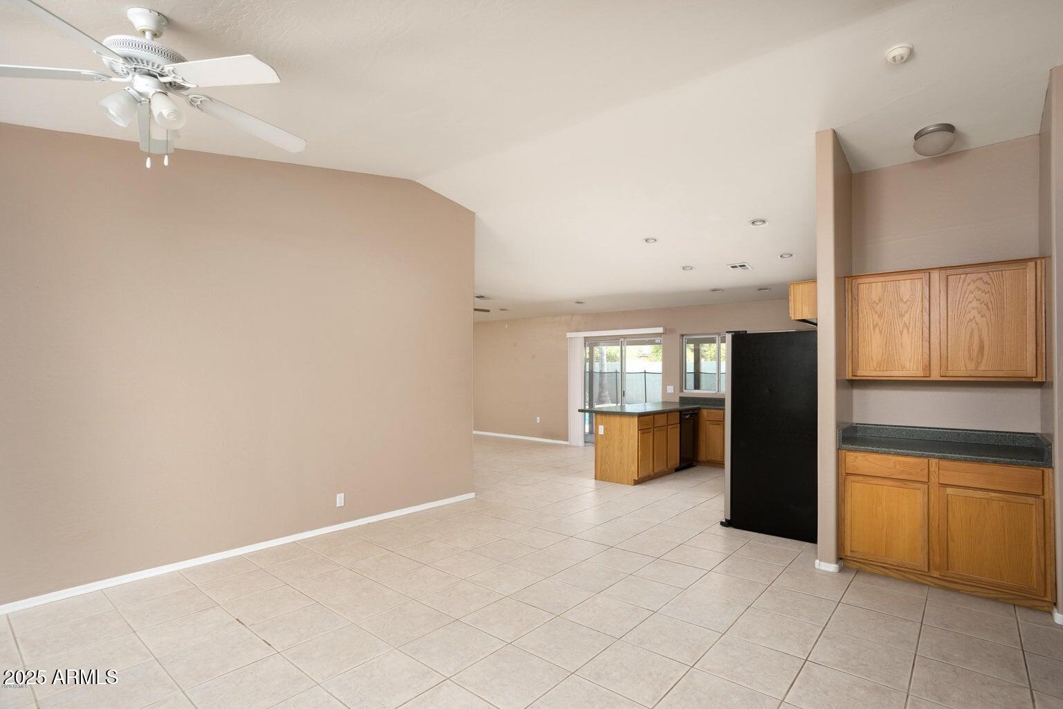 4077 E Cholla Street
