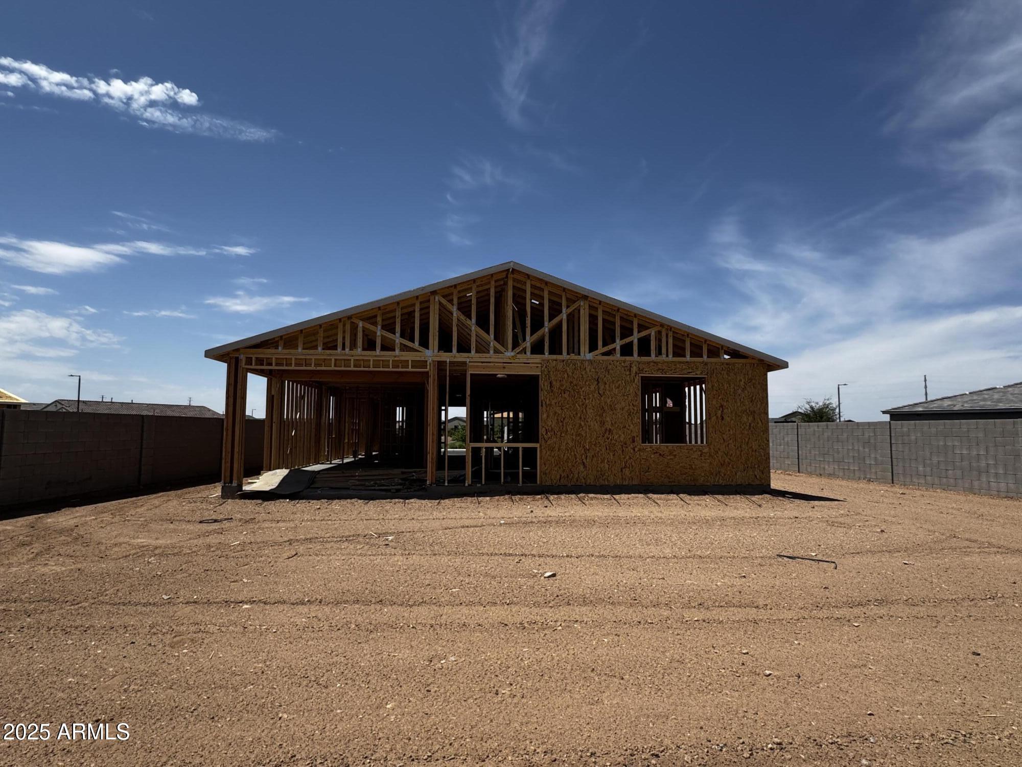 3334 E VALLEYHIGH Trail