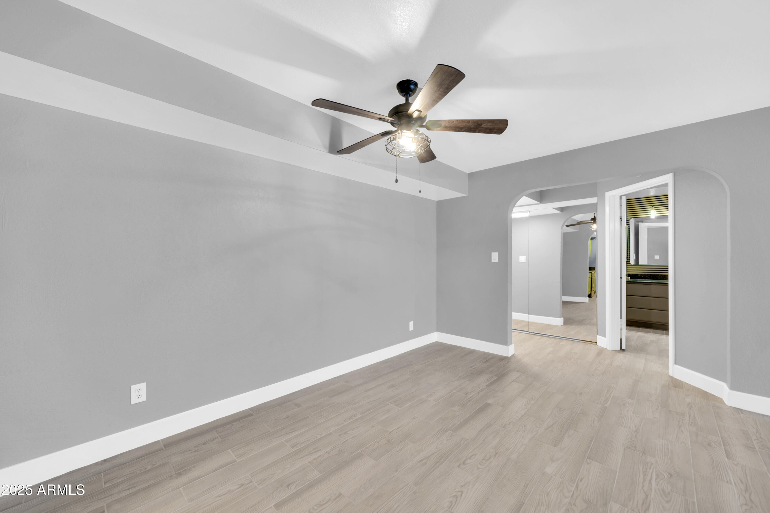 3825 E CAMELBACK Road 182