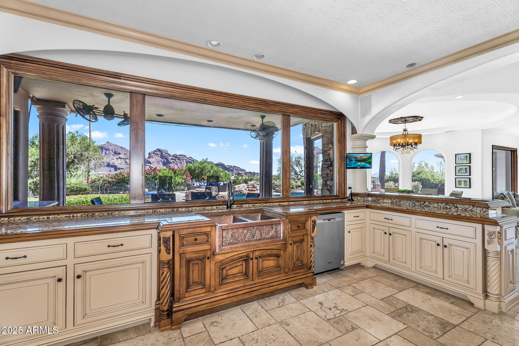 7000 N 47TH Street