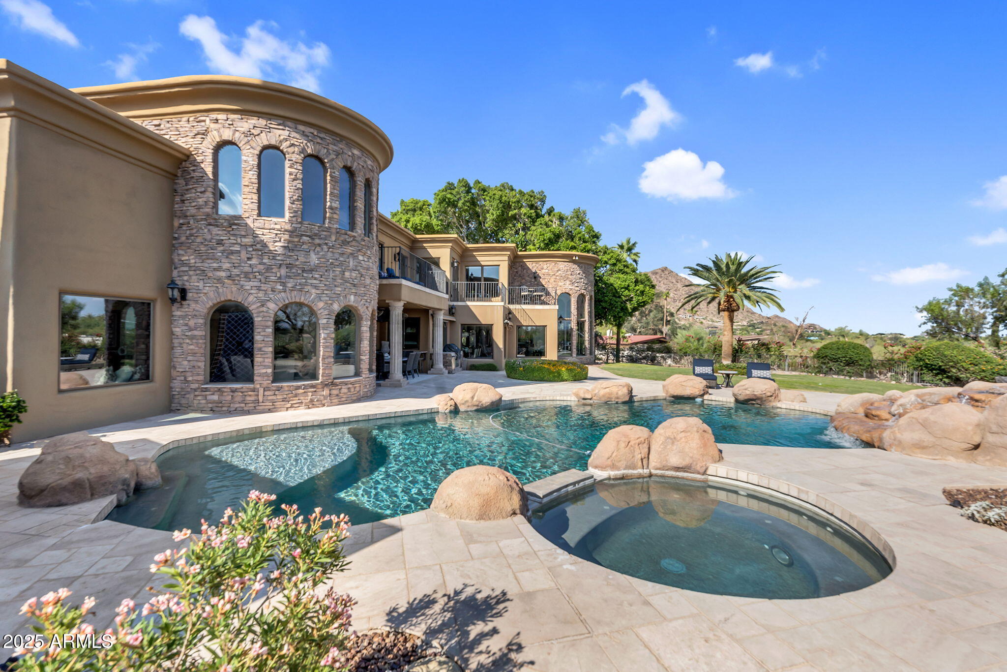 7000 N 47TH Street