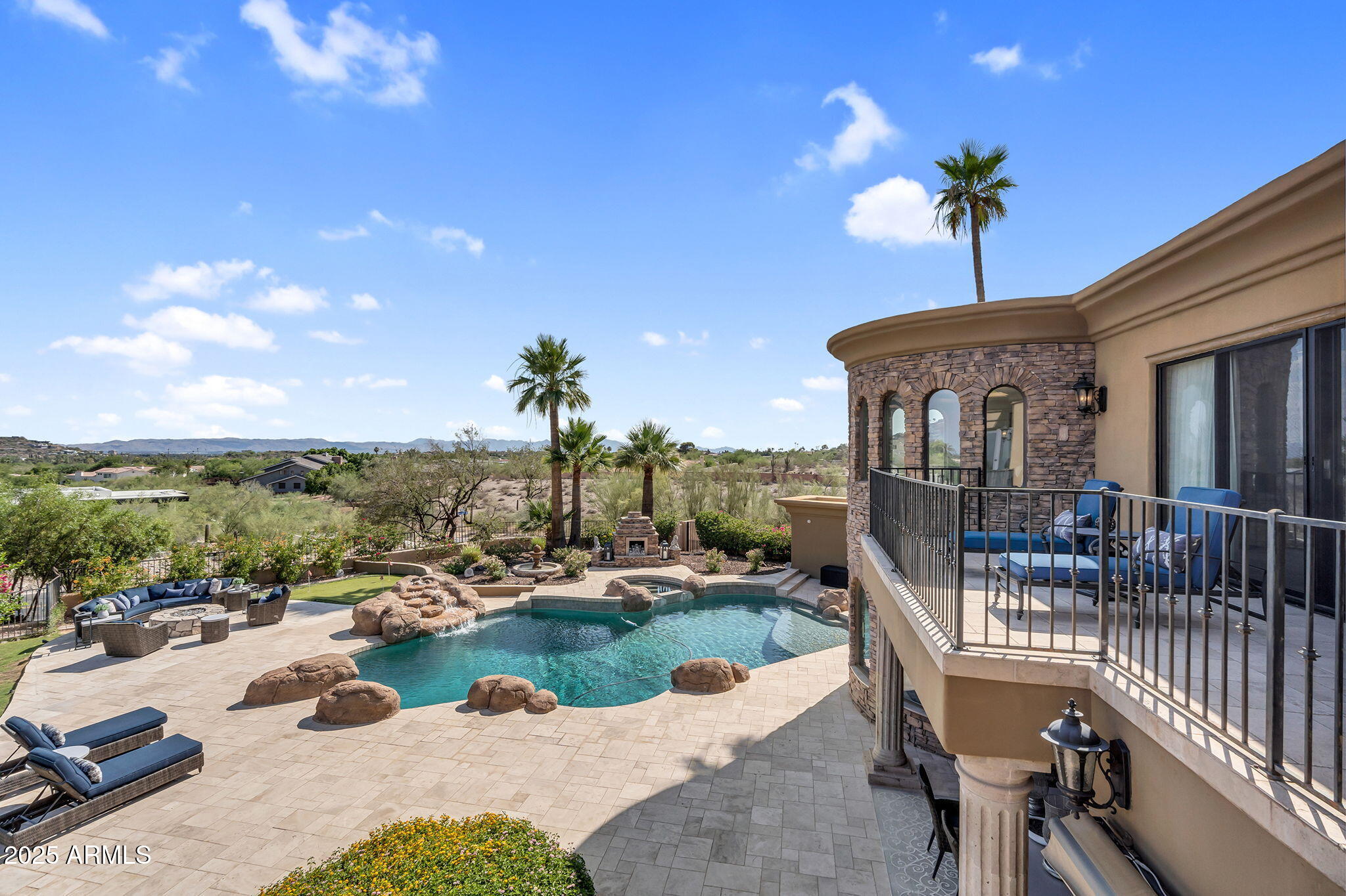 7000 N 47TH Street