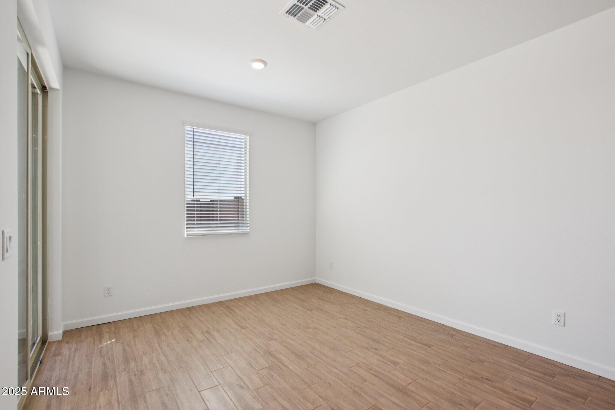 16189 W BAJADA Road