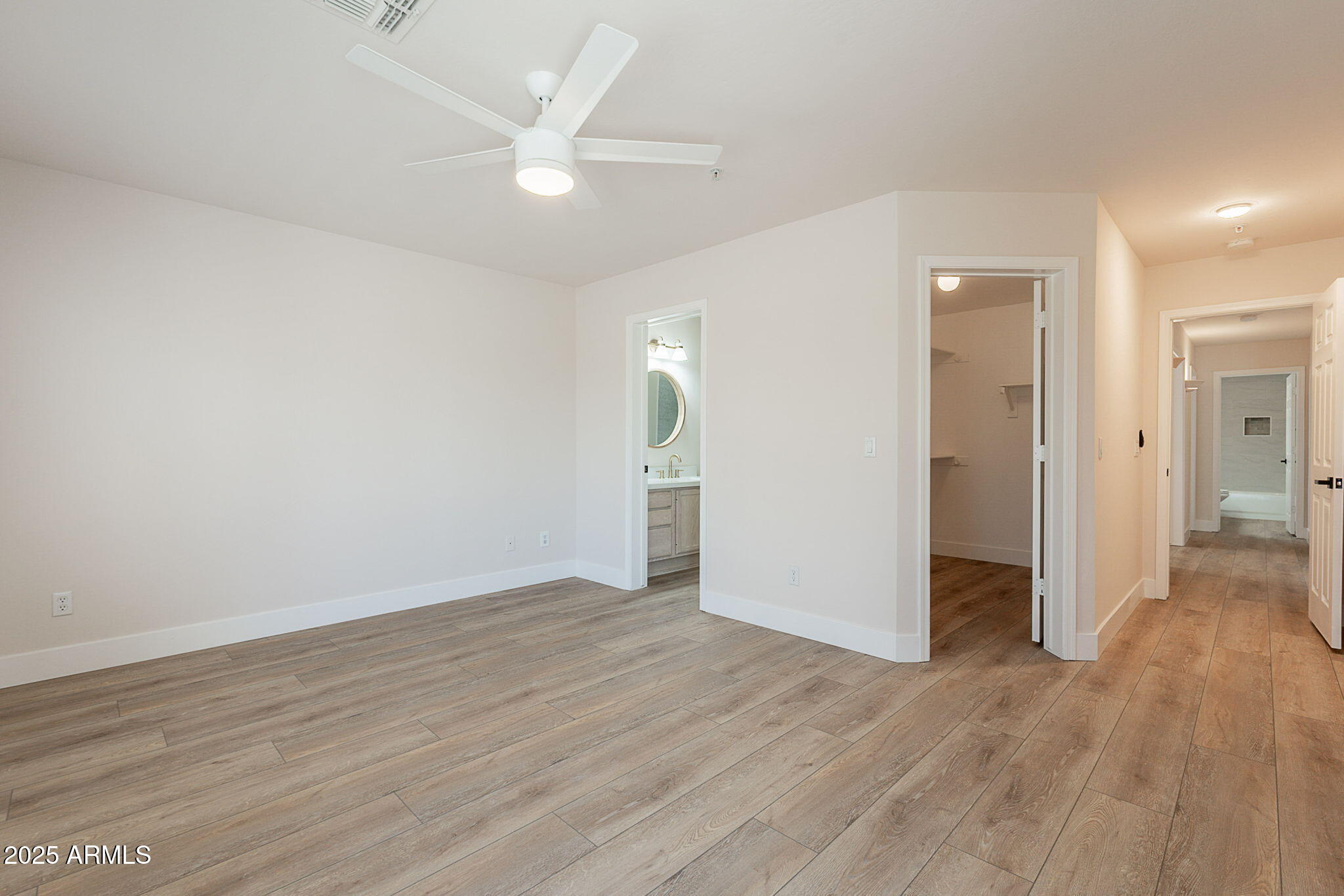 2647 N MILLER Road 6