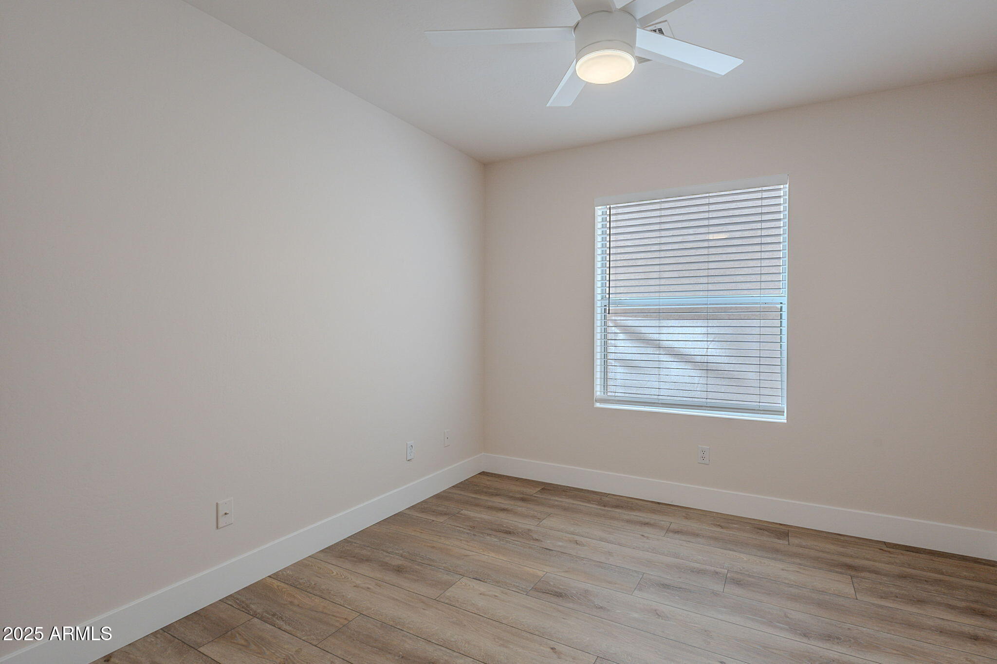 2647 N MILLER Road 6
