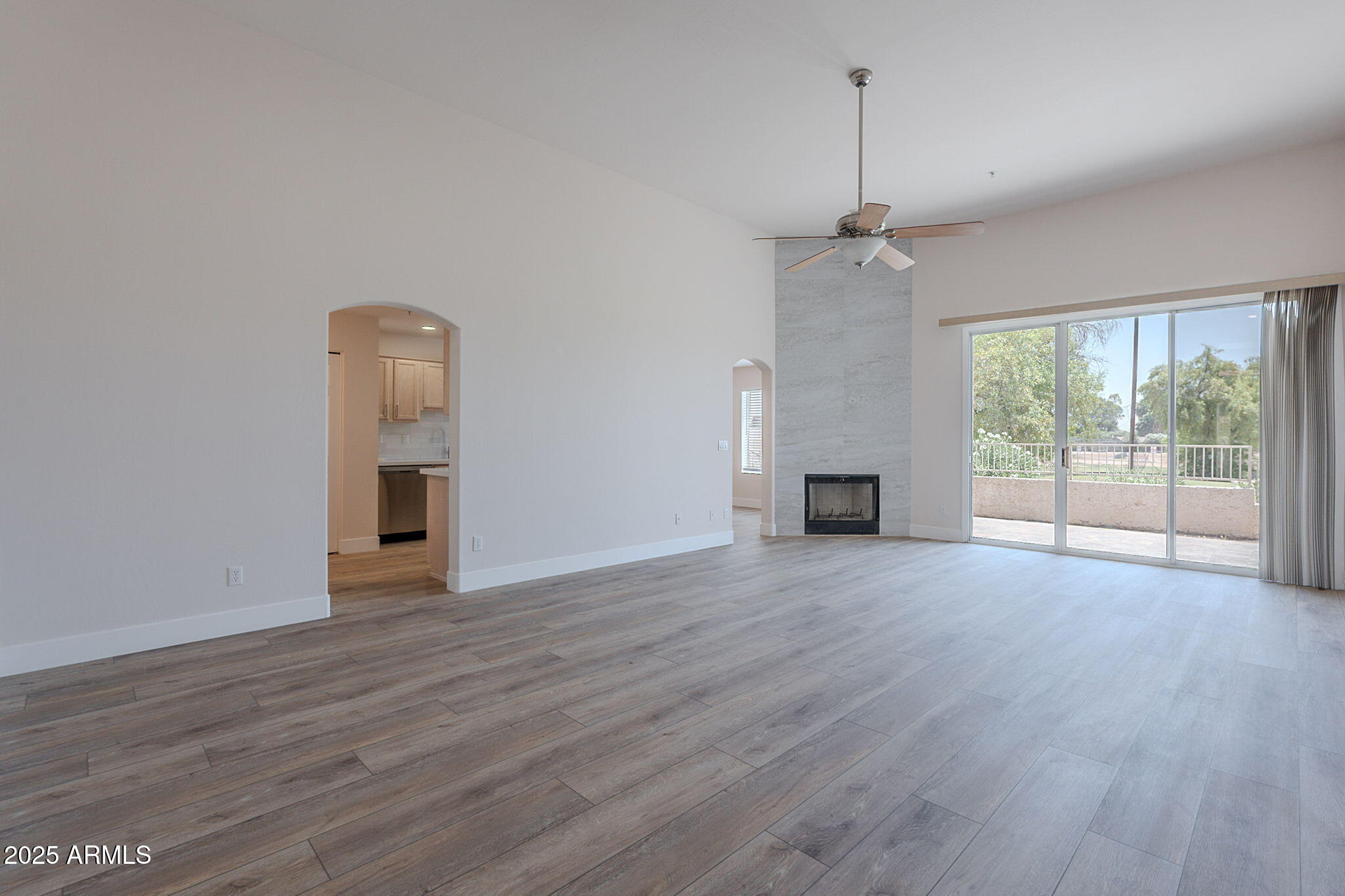 2647 N MILLER Road 6
