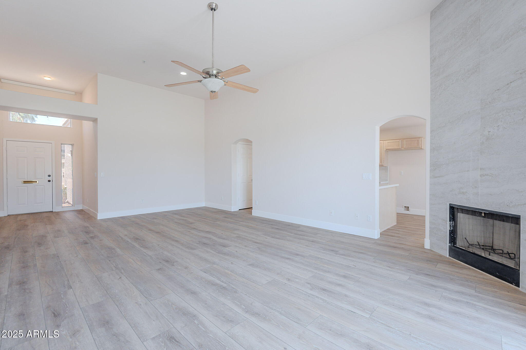 2647 N MILLER Road 6