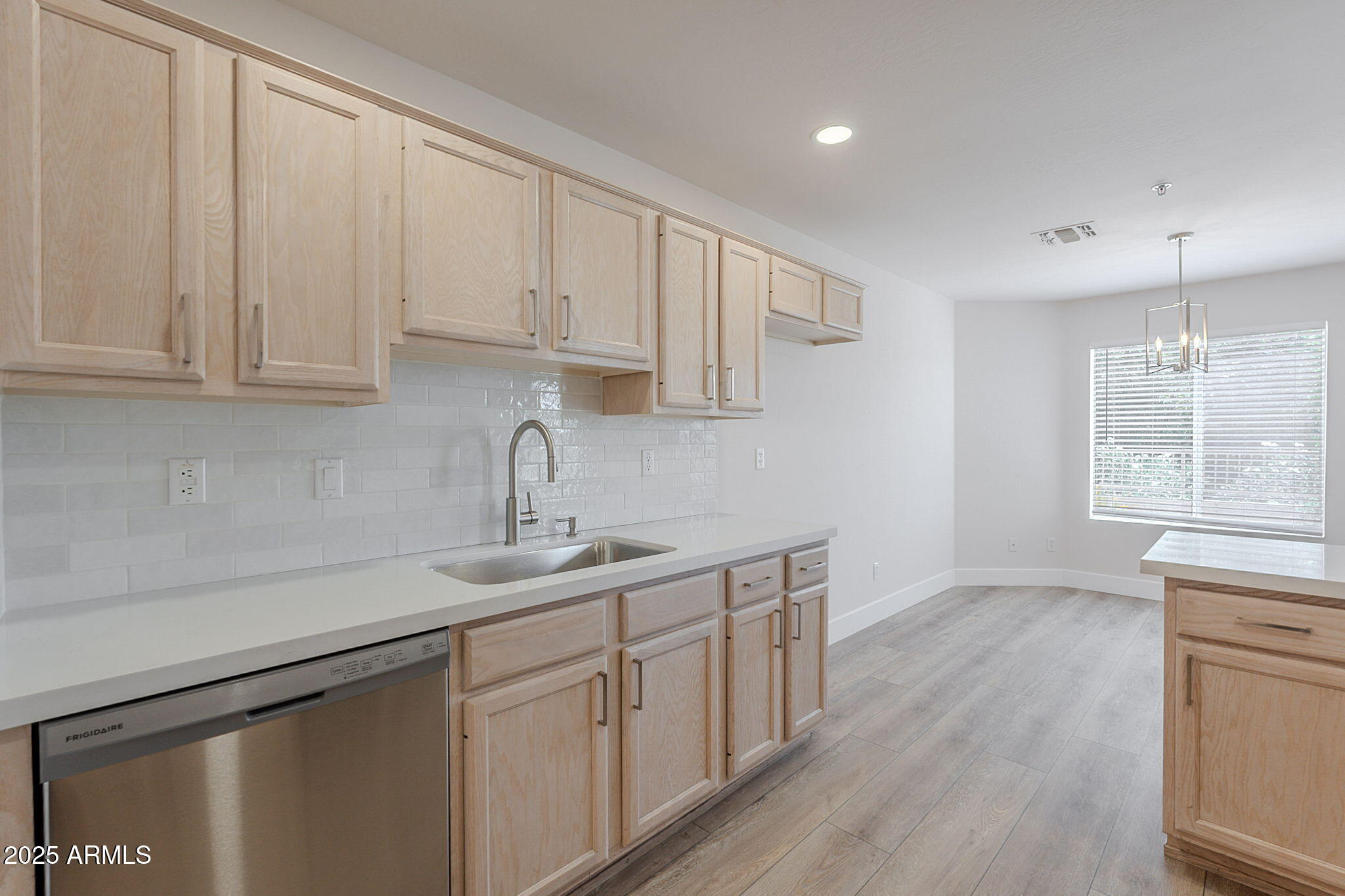2647 N MILLER Road 6