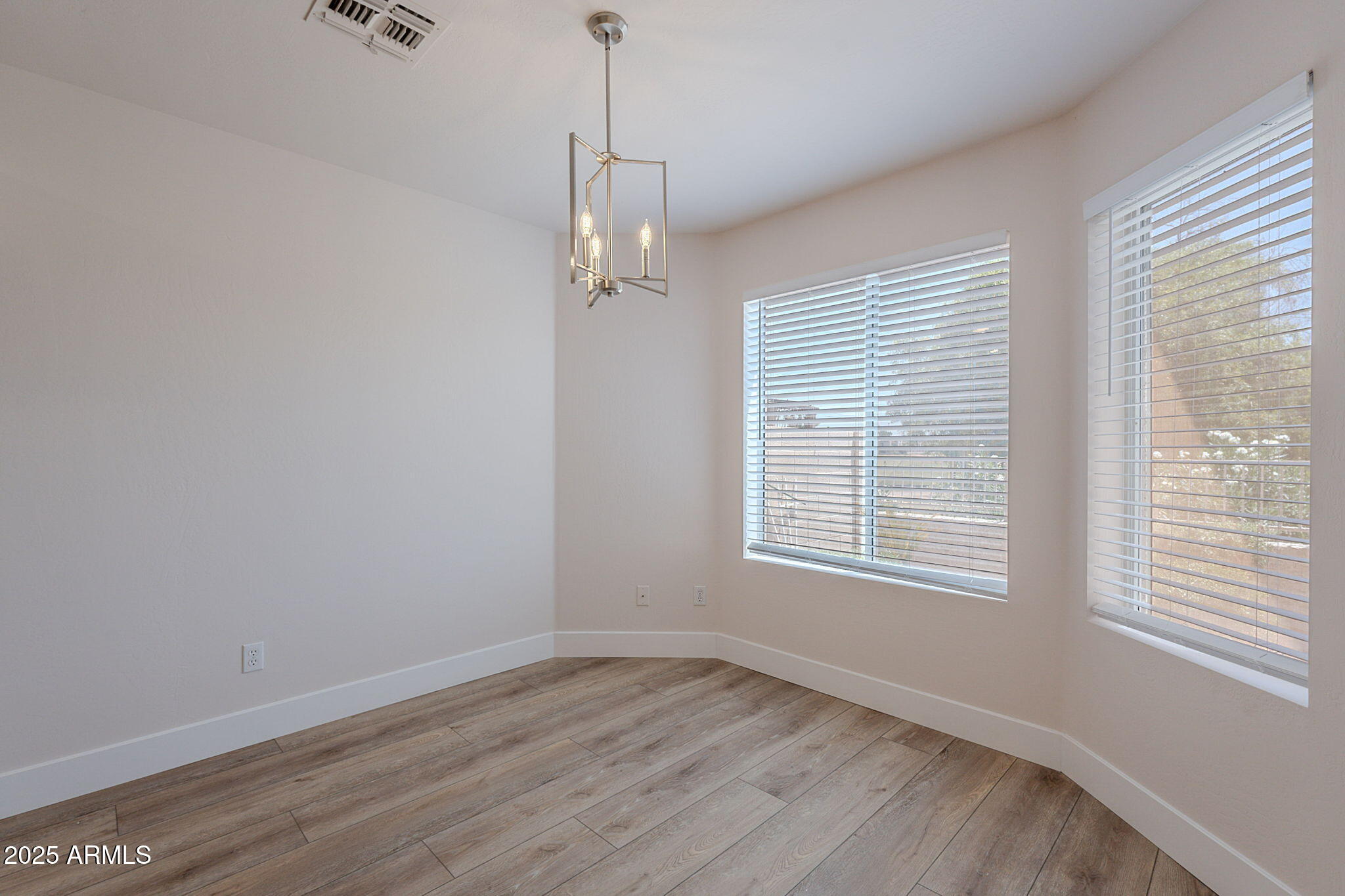 2647 N MILLER Road 6