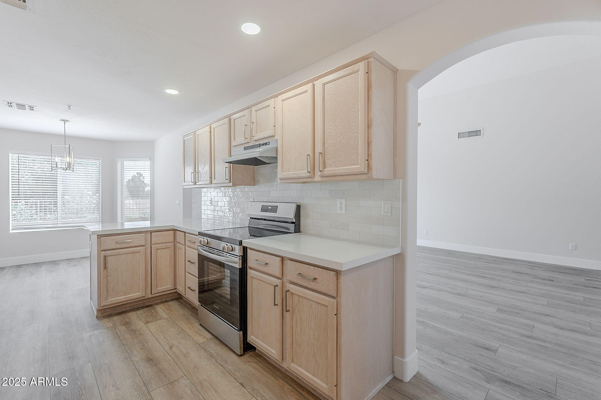 2647 N MILLER Road 6