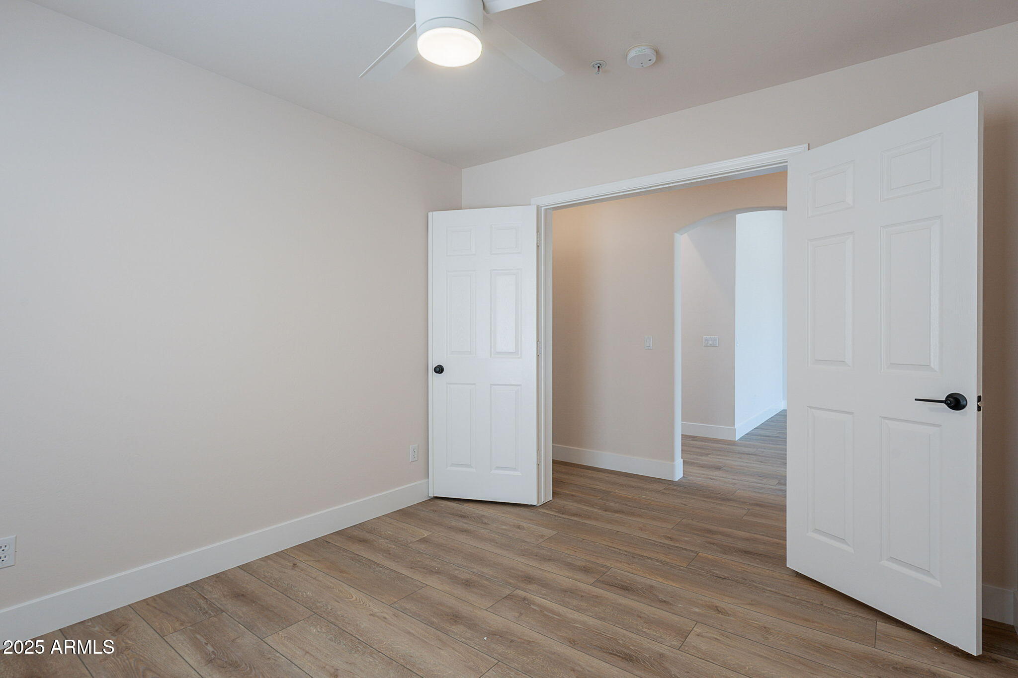 2647 N MILLER Road 6