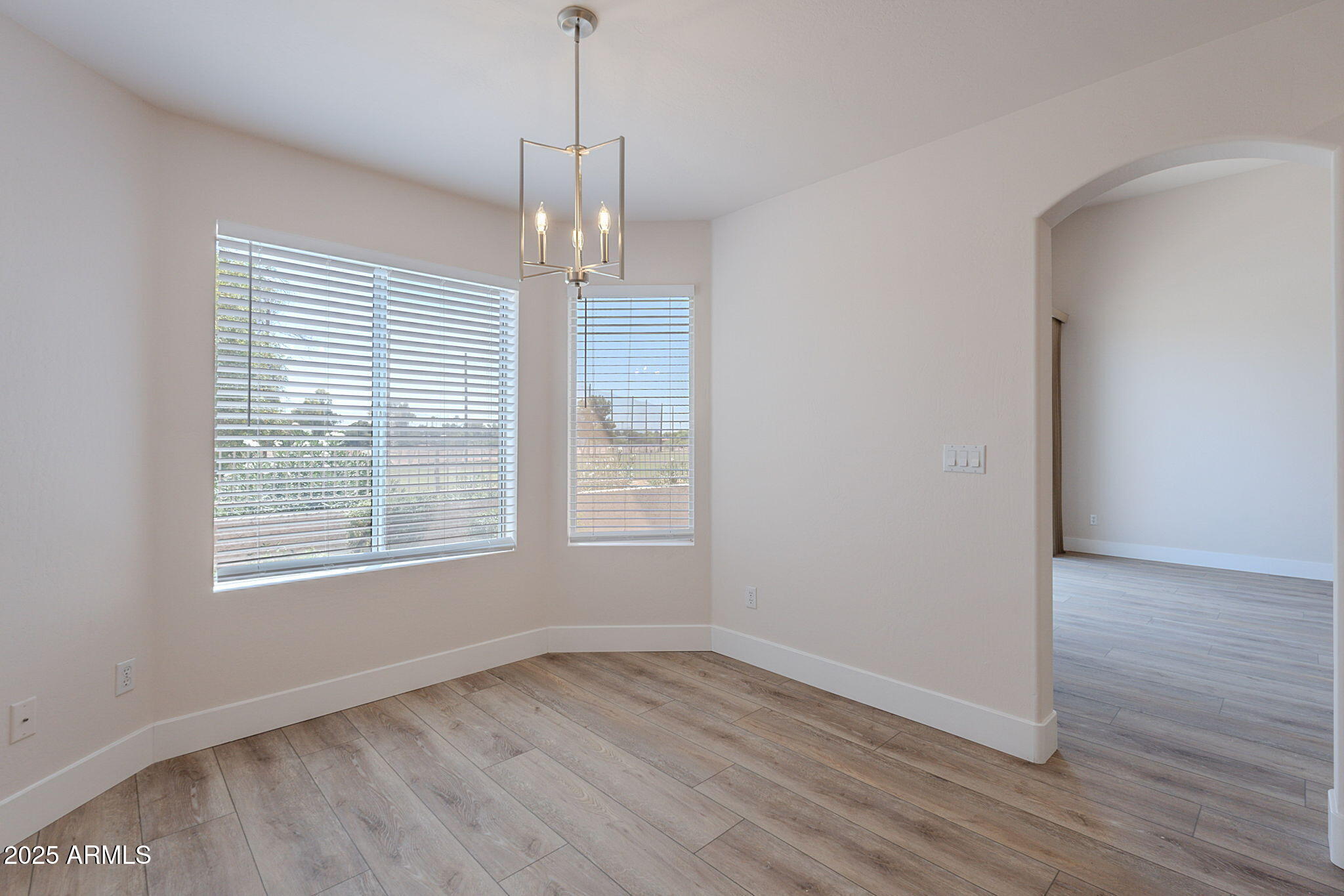 2647 N MILLER Road 6