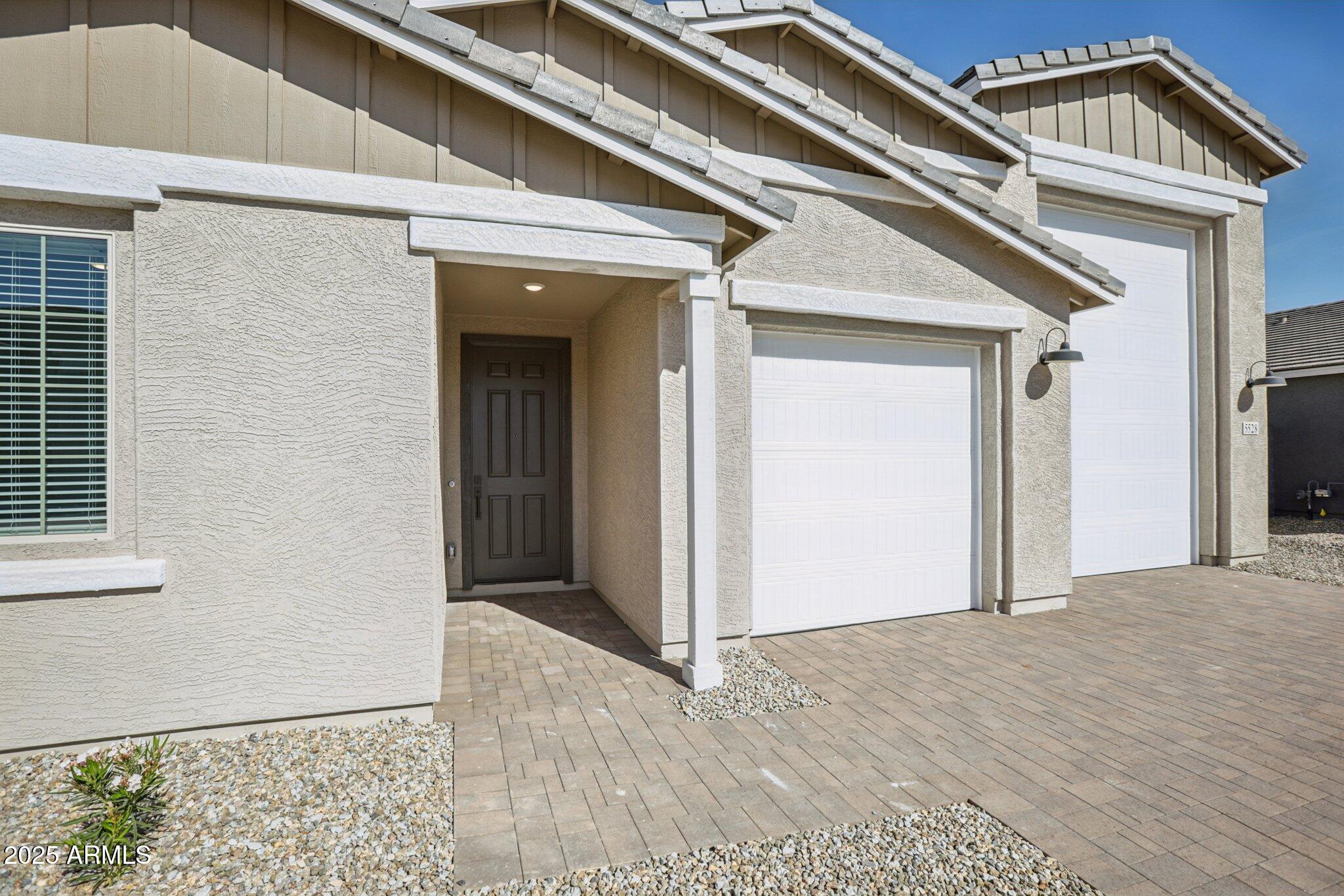 5528 W HOPI Trail