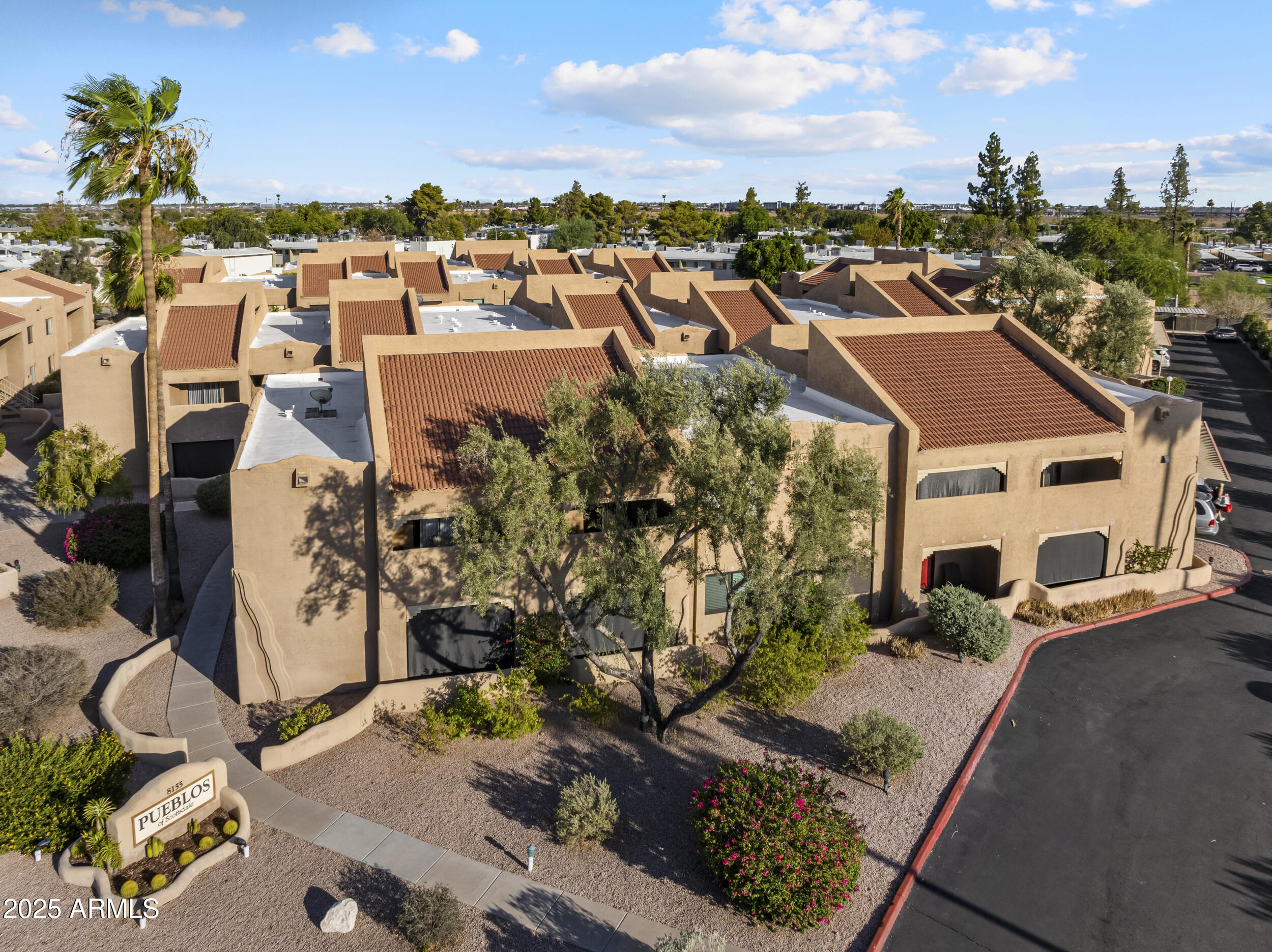 8155 E ROOSEVELT Street 218