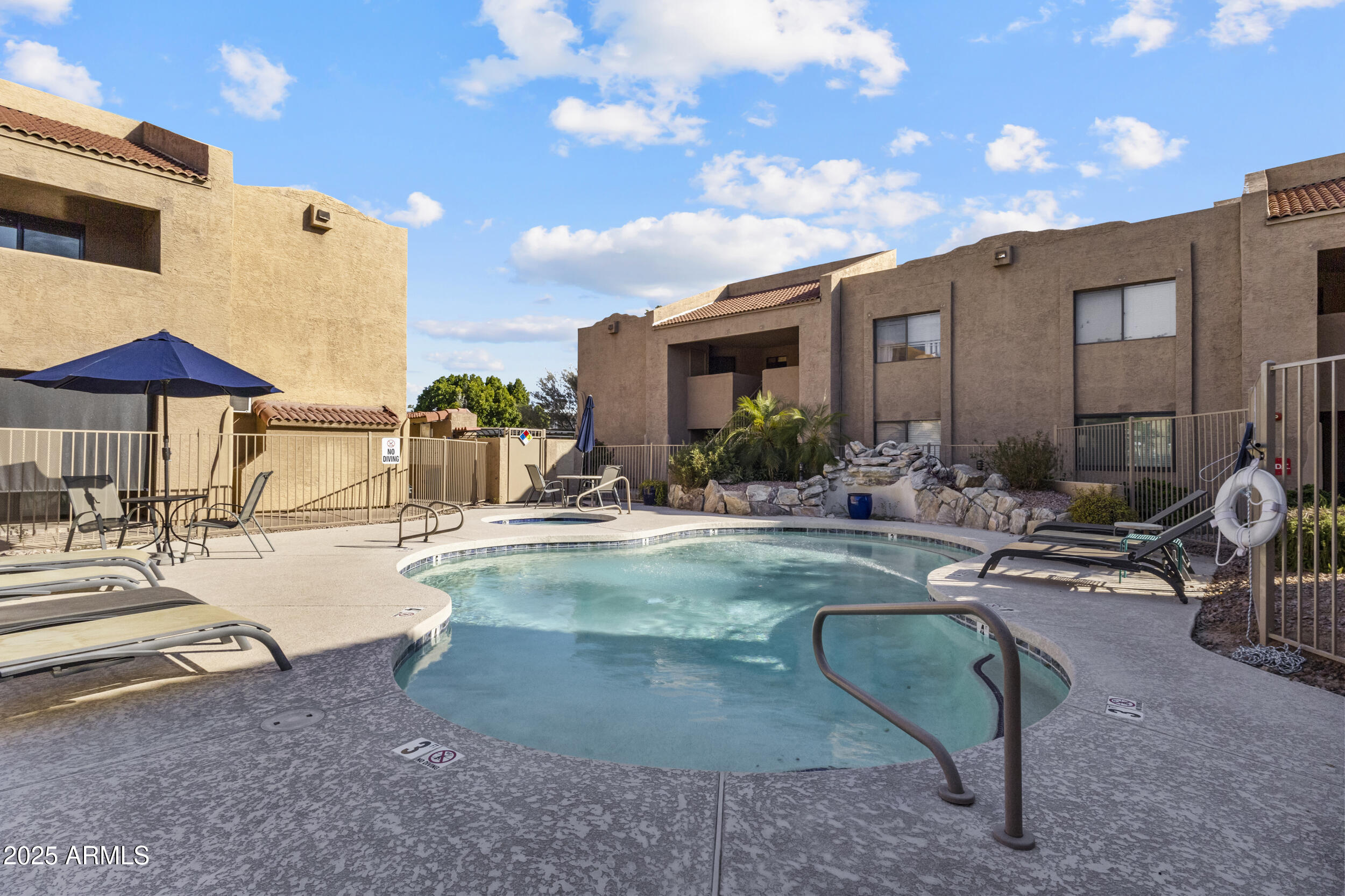 8155 E ROOSEVELT Street 218