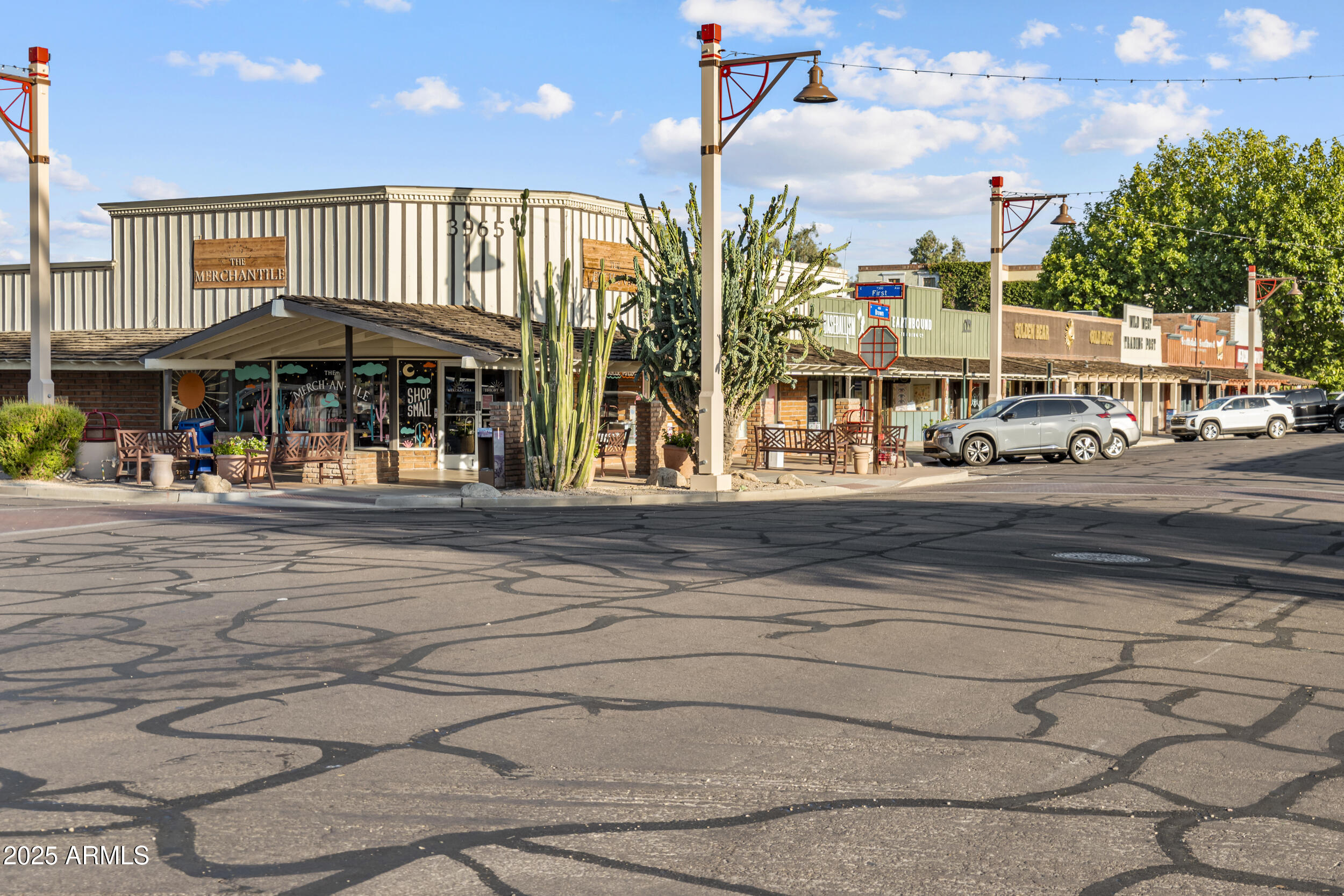 8155 E ROOSEVELT Street 218