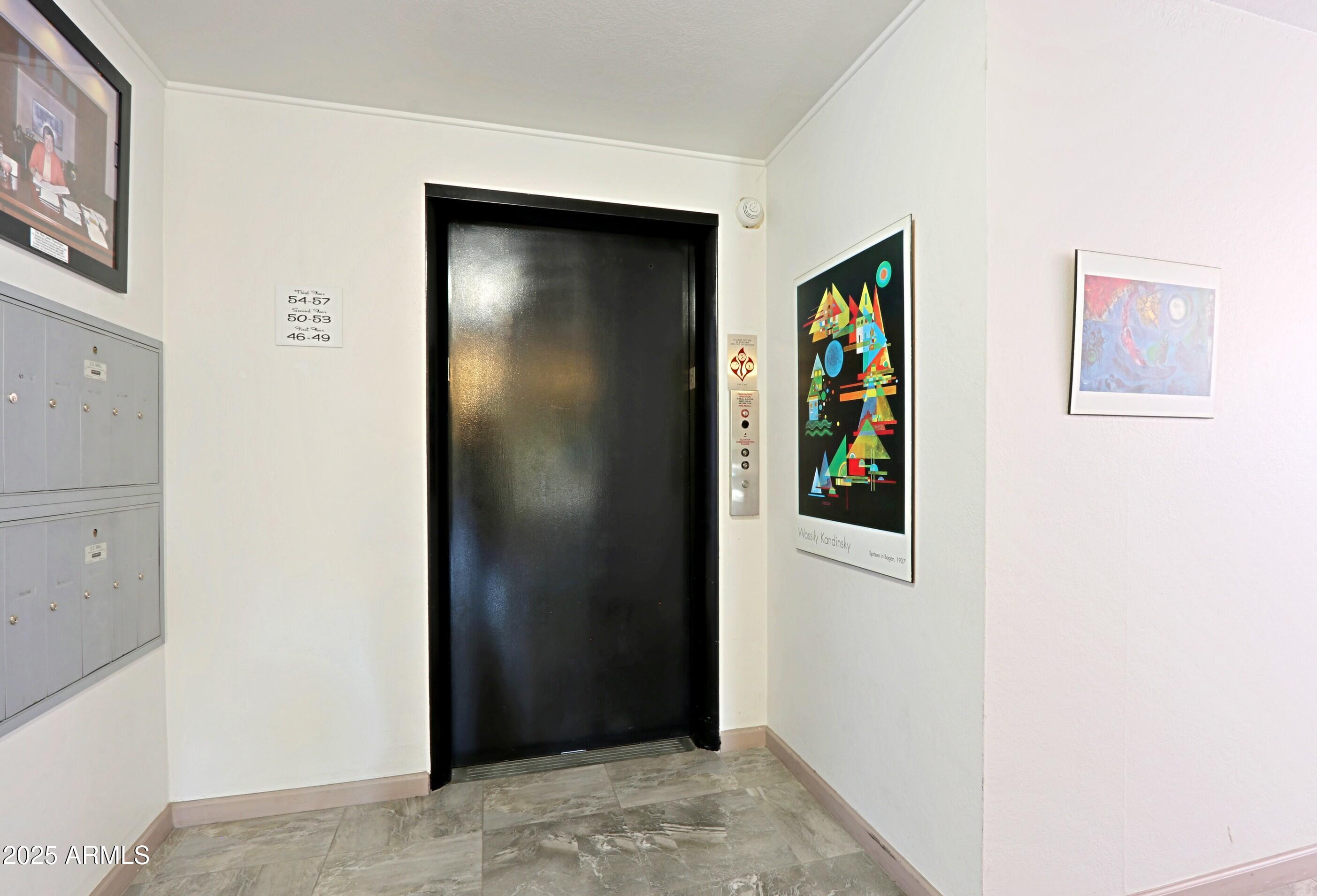 150 E CORONADO Road 52