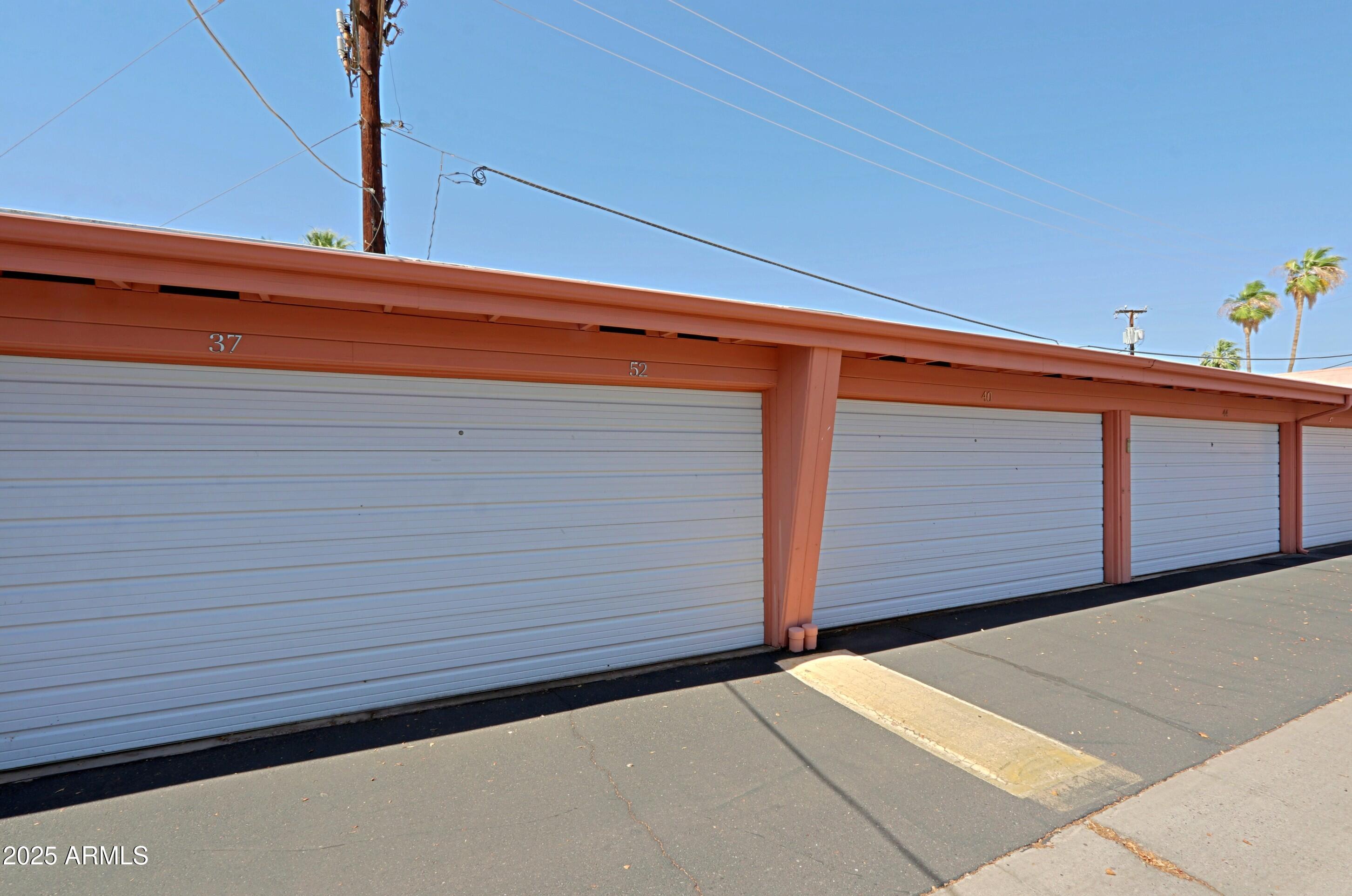 150 E CORONADO Road 52