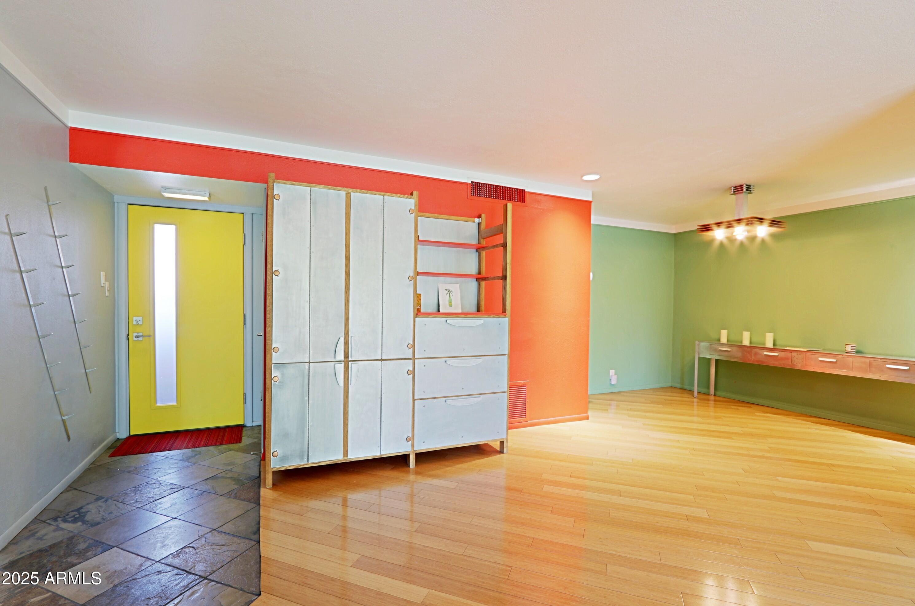 150 E CORONADO Road 52