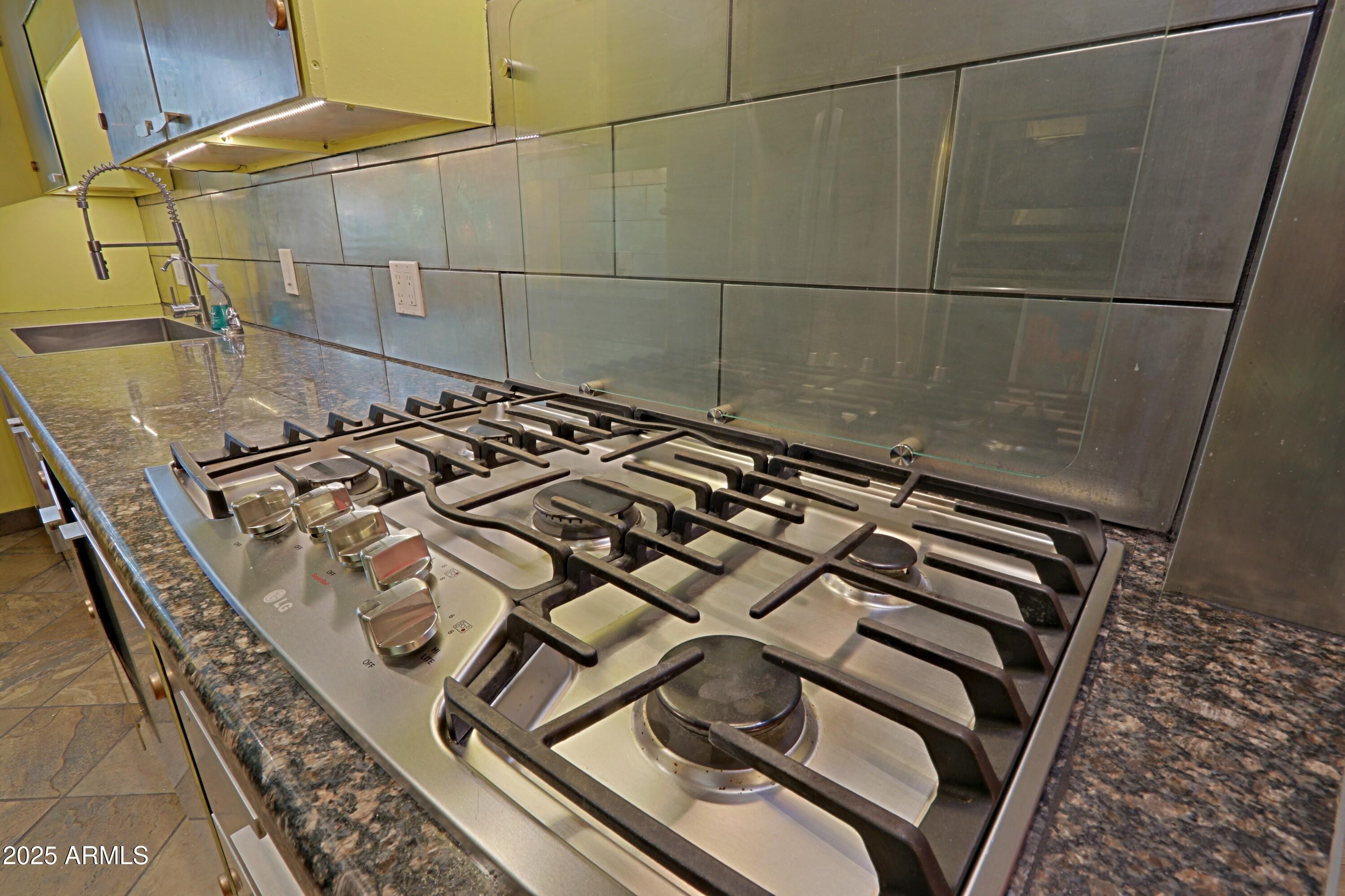 150 E CORONADO Road 52