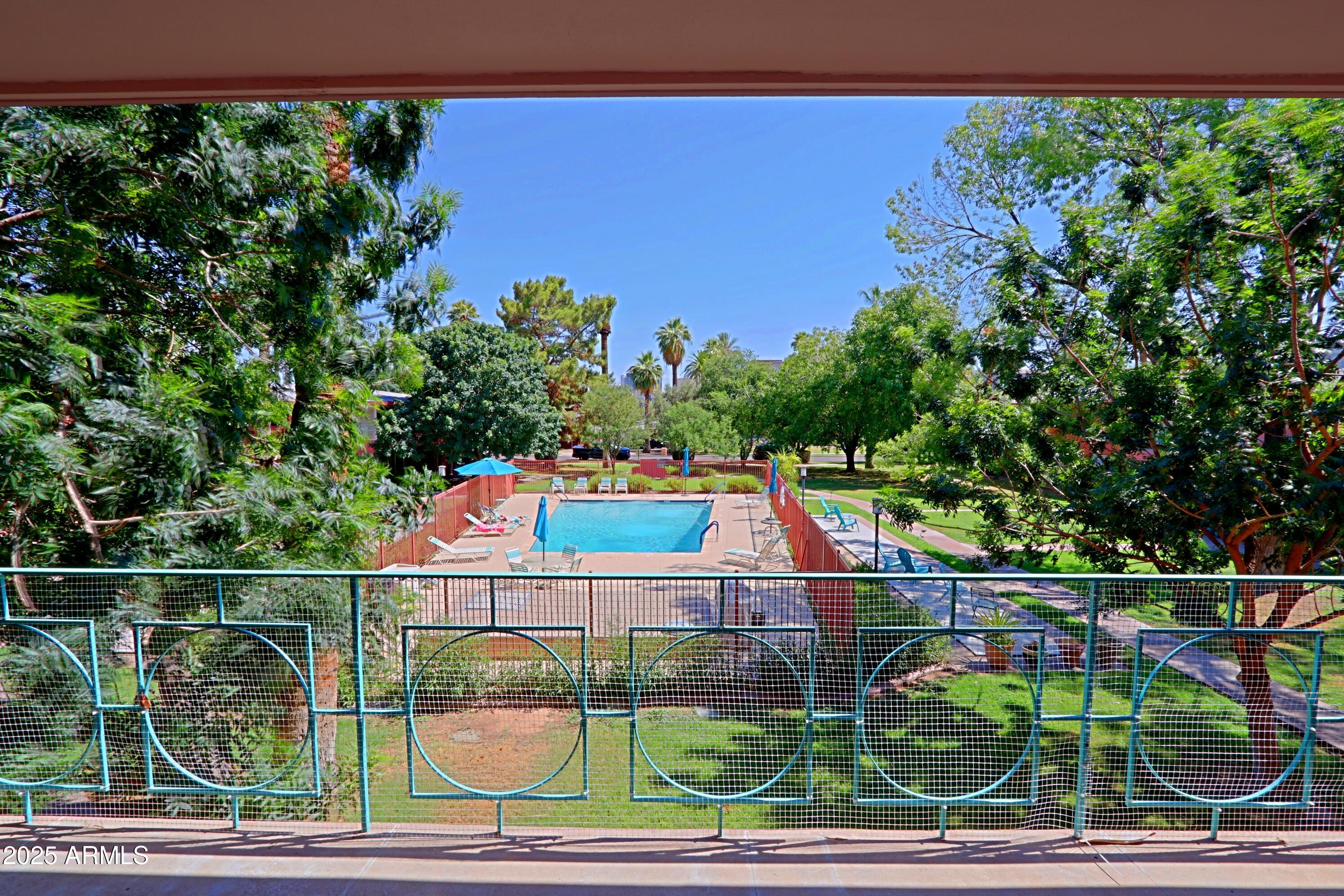 150 E CORONADO Road 52