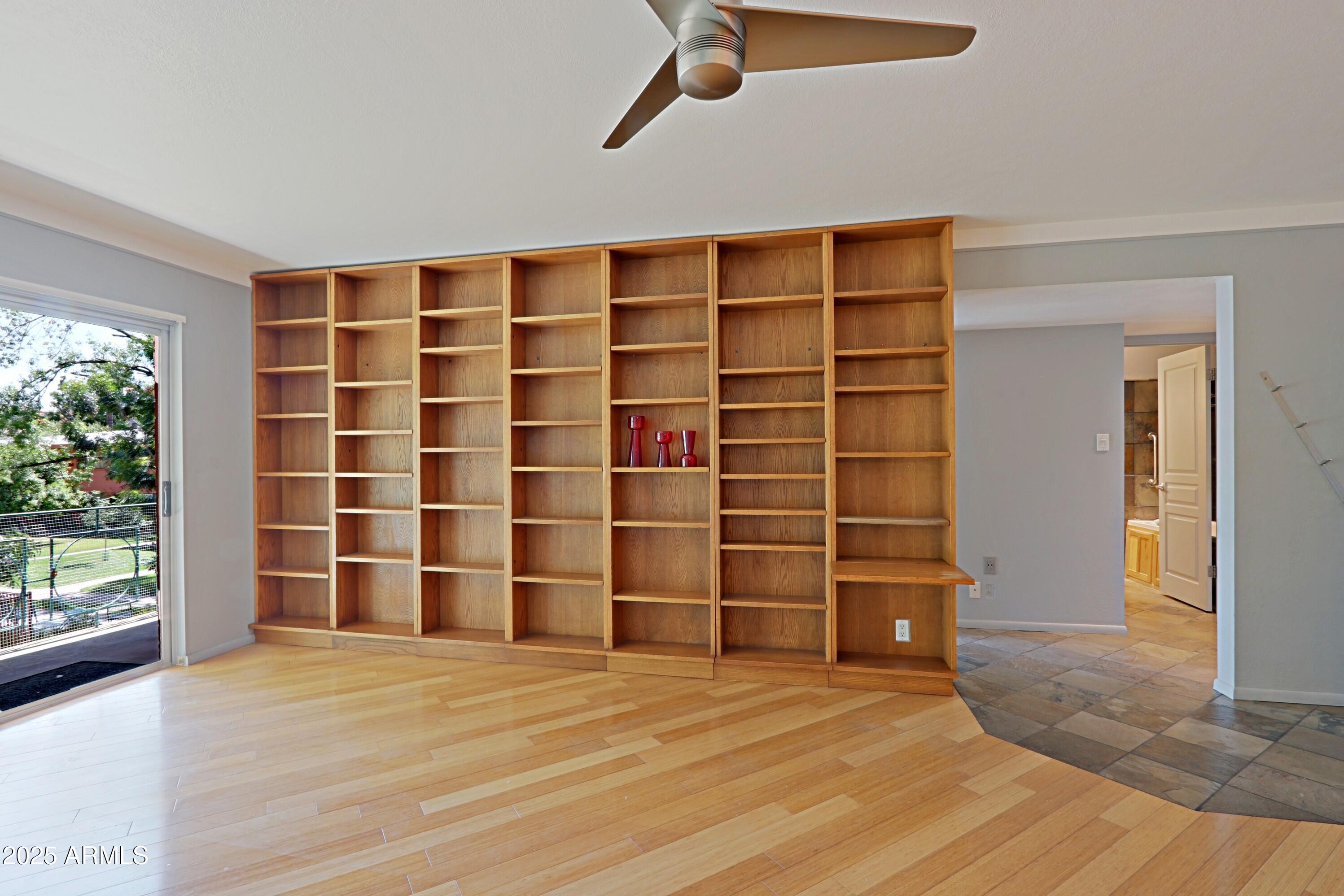 150 E CORONADO Road 52