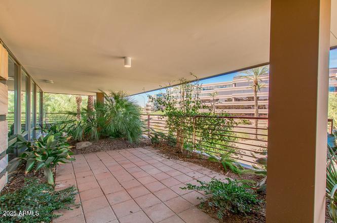 7161 E RANCHO VISTA Drive 2011
