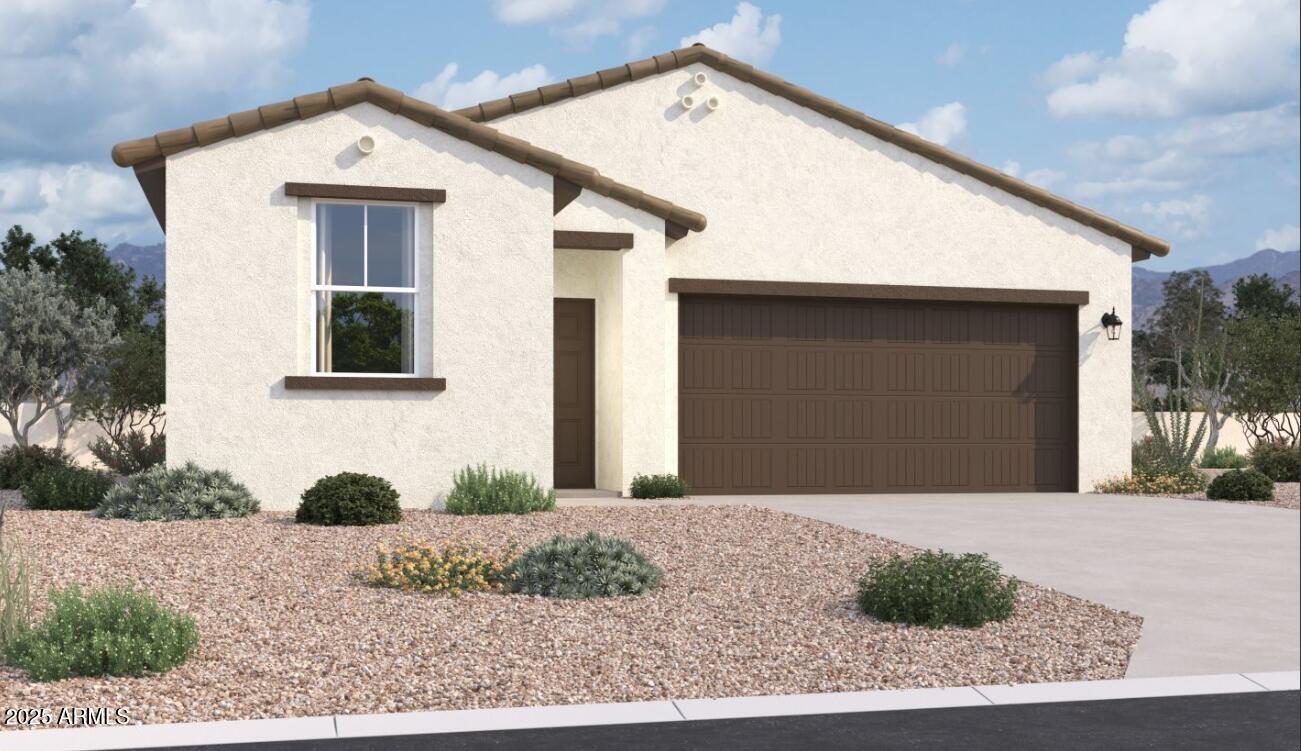 47692 W KENNER Drive