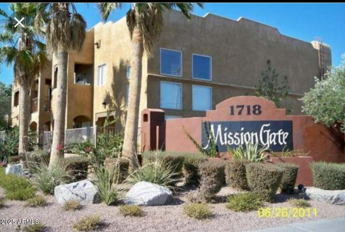 1718 W Colter Street Unit 176