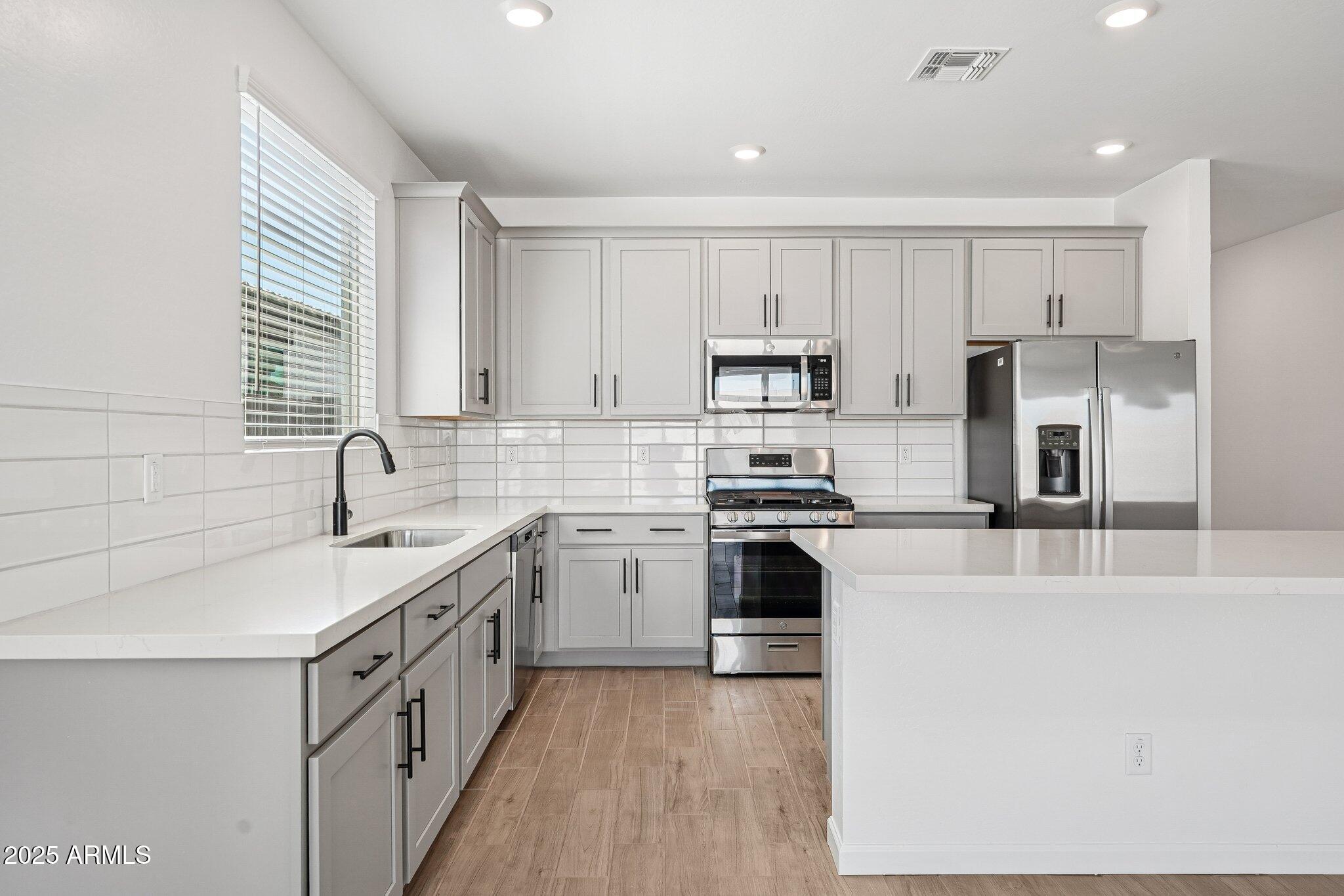 16196 W BAJADA Road