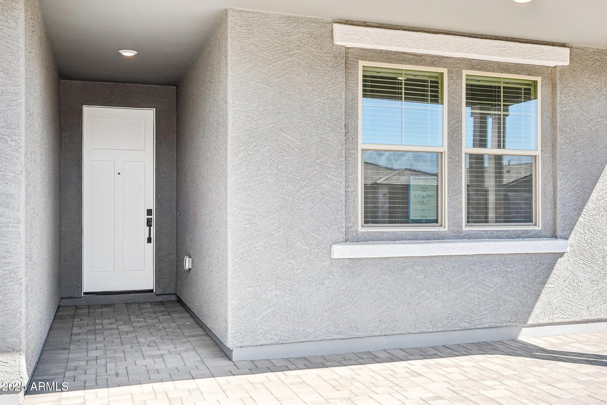 16196 W BAJADA Road