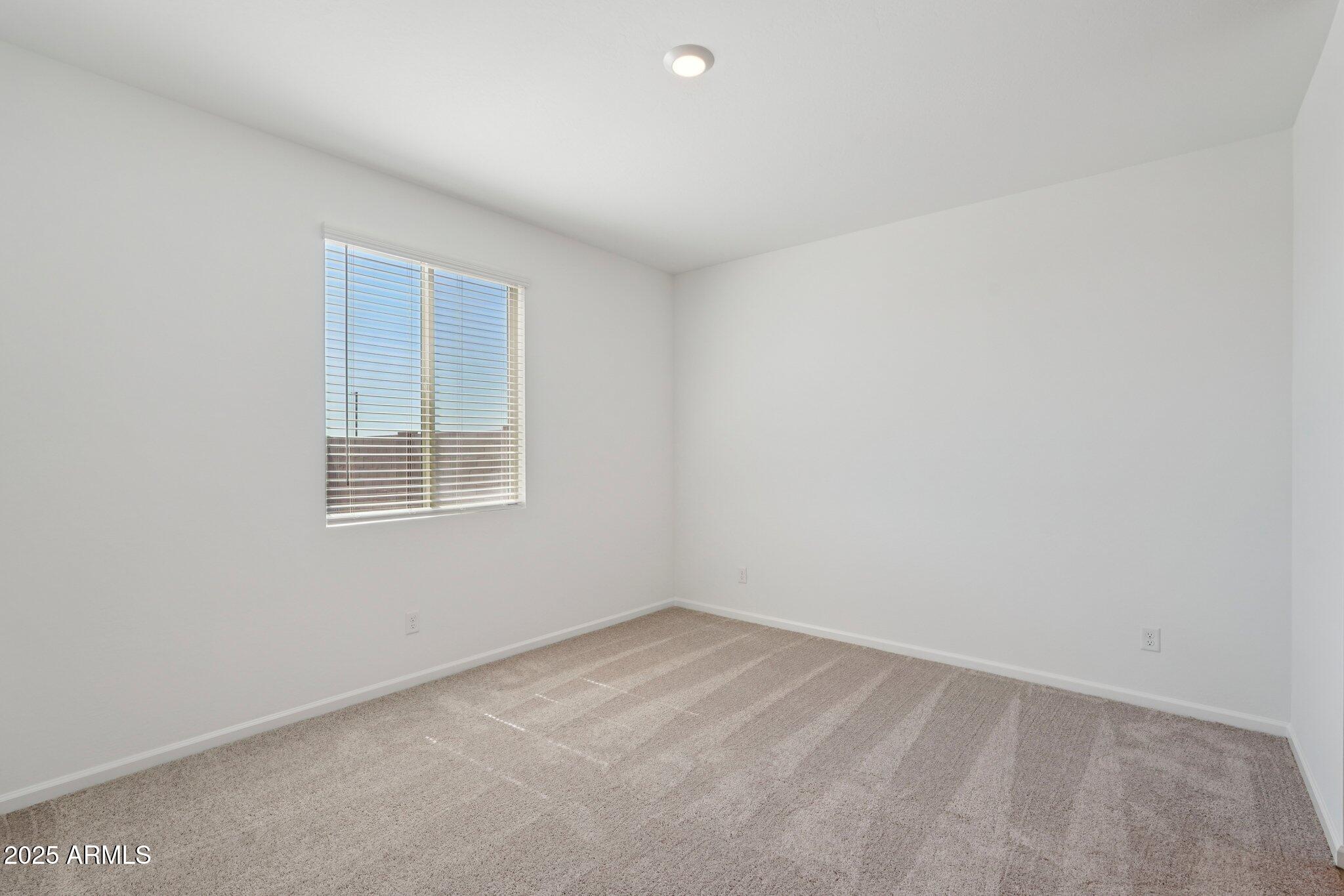 16195 W BAJADA Road