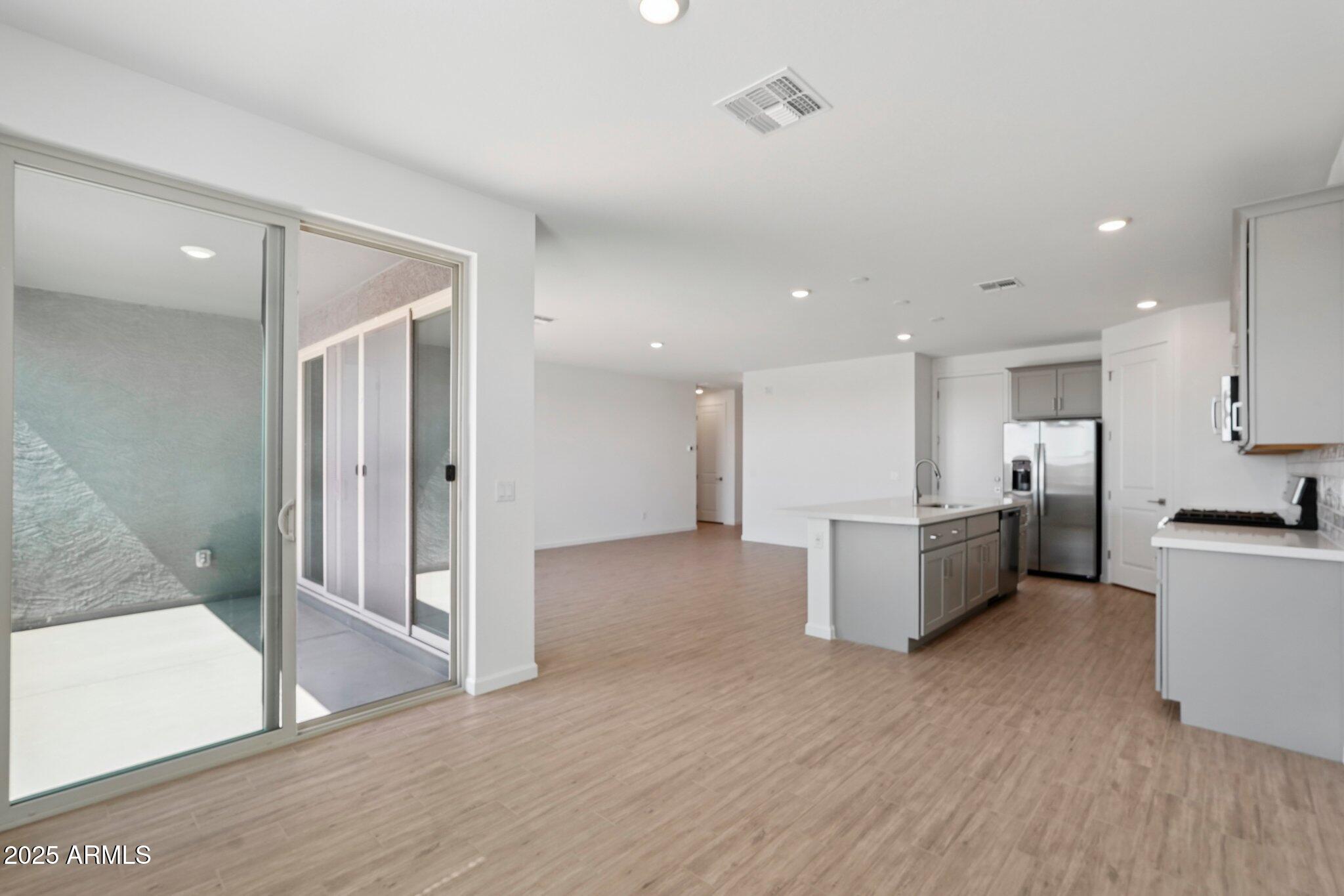 16195 W BAJADA Road