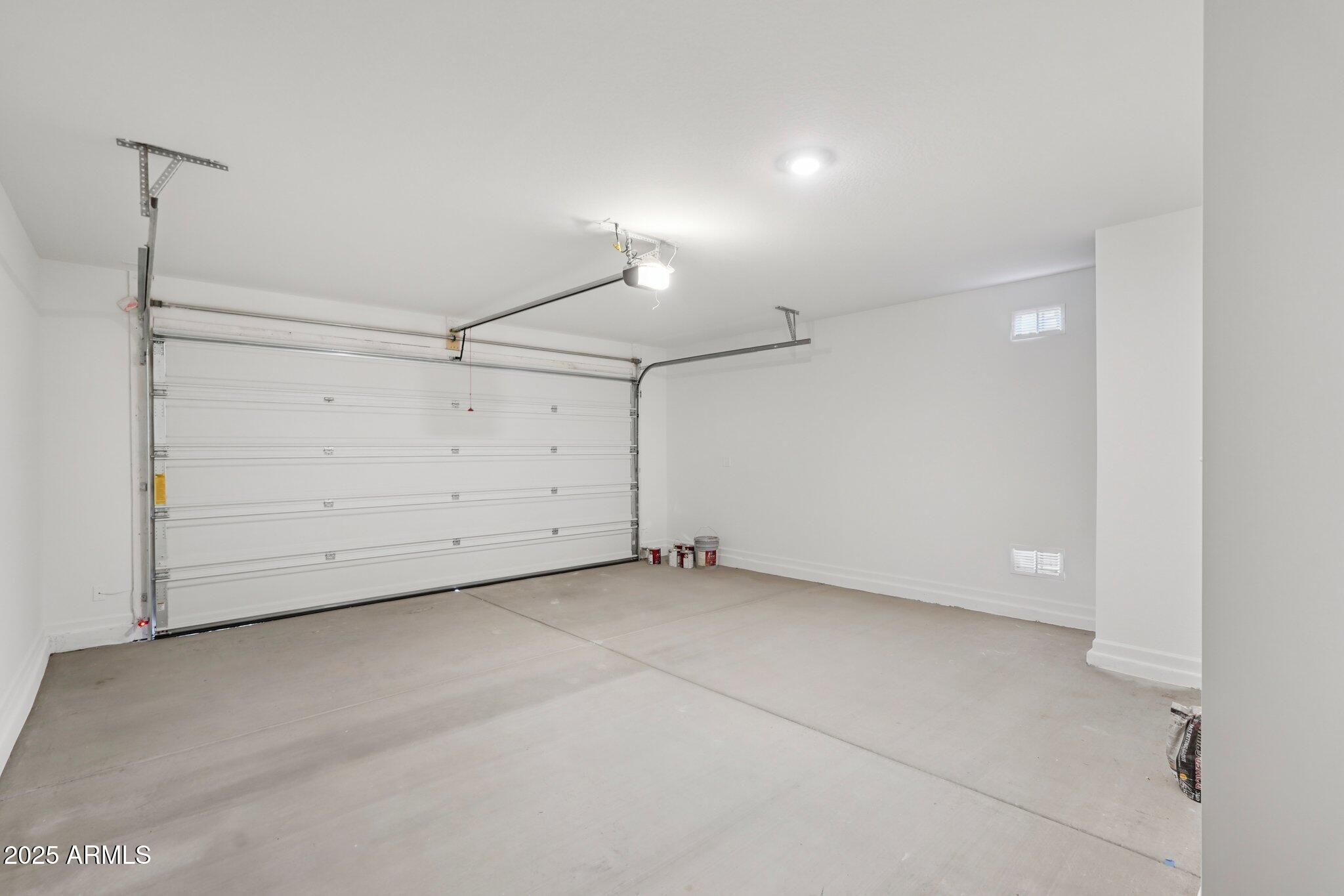16195 W BAJADA Road