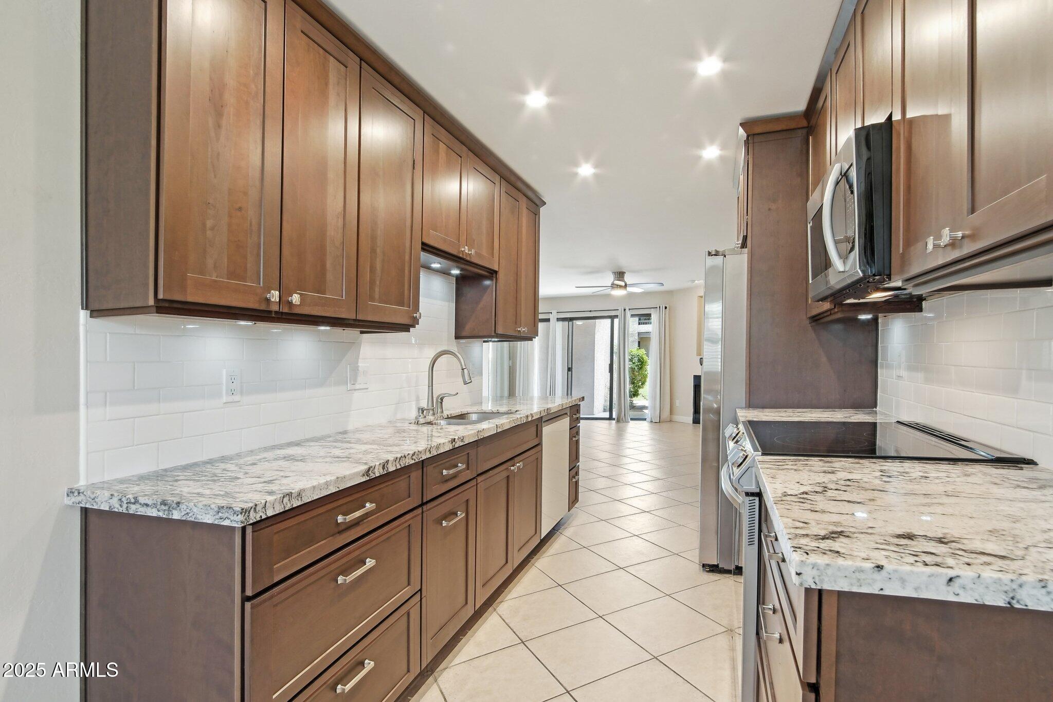 5998 N 78th Street Unit 116
