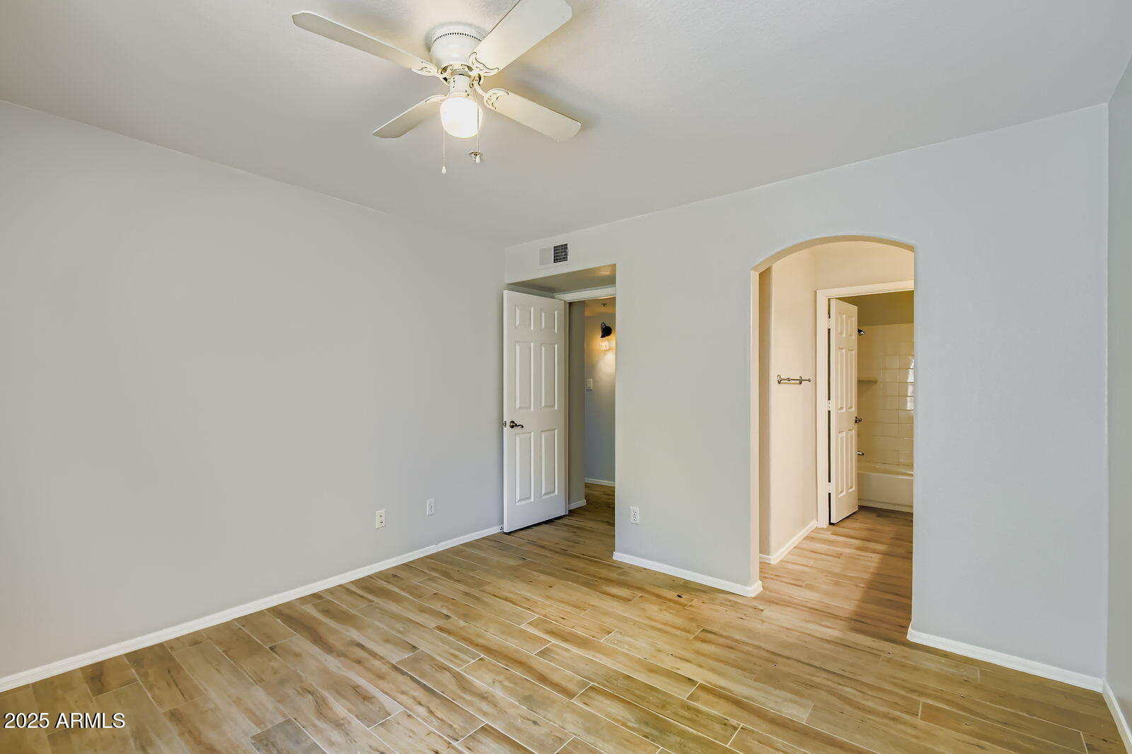 6885 E Cochise Road Apt 143