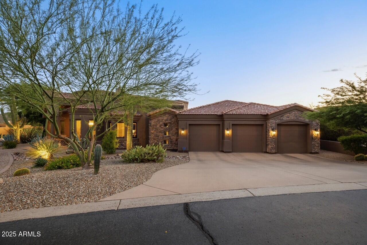11284 E MARIPOSA GRANDE Drive